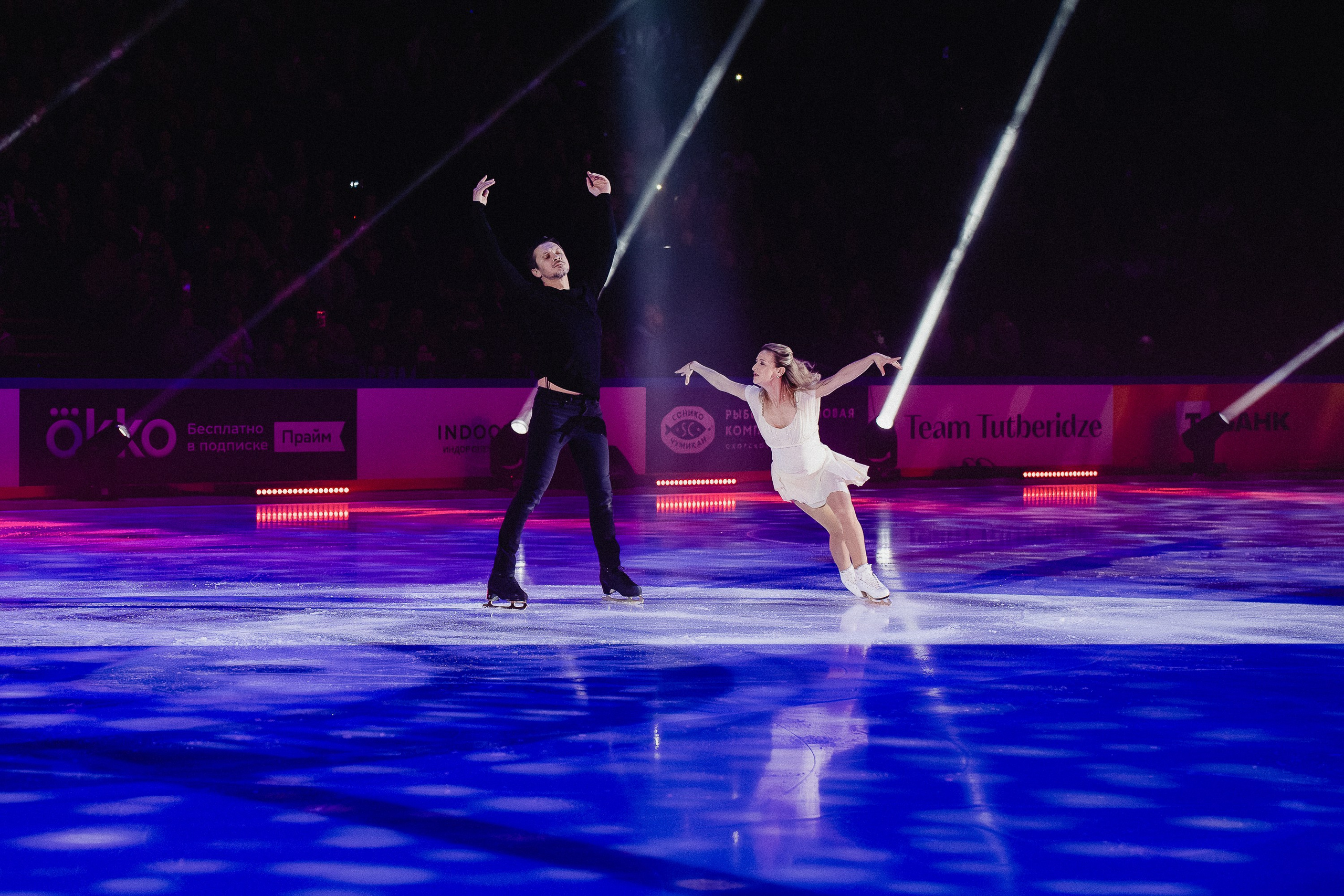 Шоу Этери Тутберидзе в Новосибирске. Воробьева Ксения — Спортивный и танцевальный фотограф Новосибирск