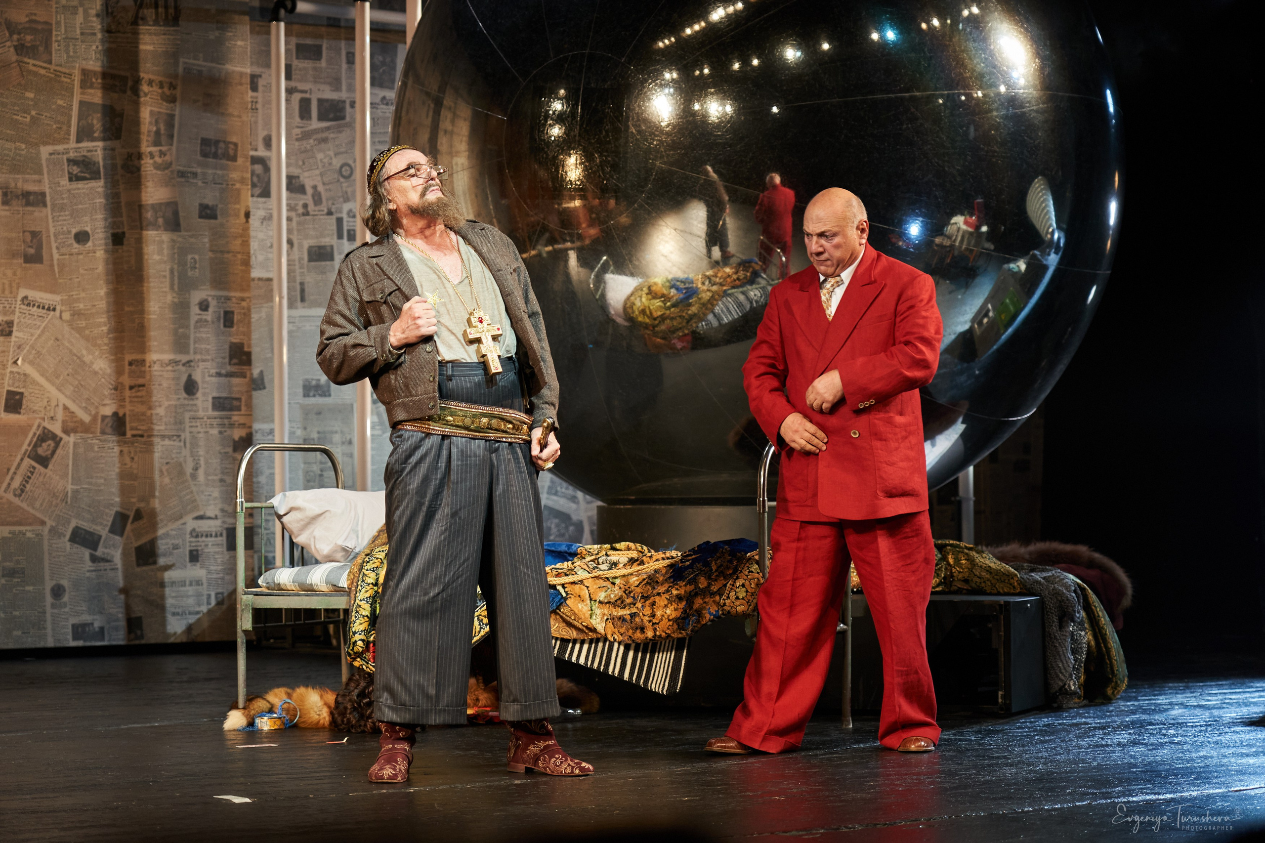 «Иван Васильевич» — премьера, открывшая сотый сезон Театра Сатиры. Фотограф Евгения Турушева