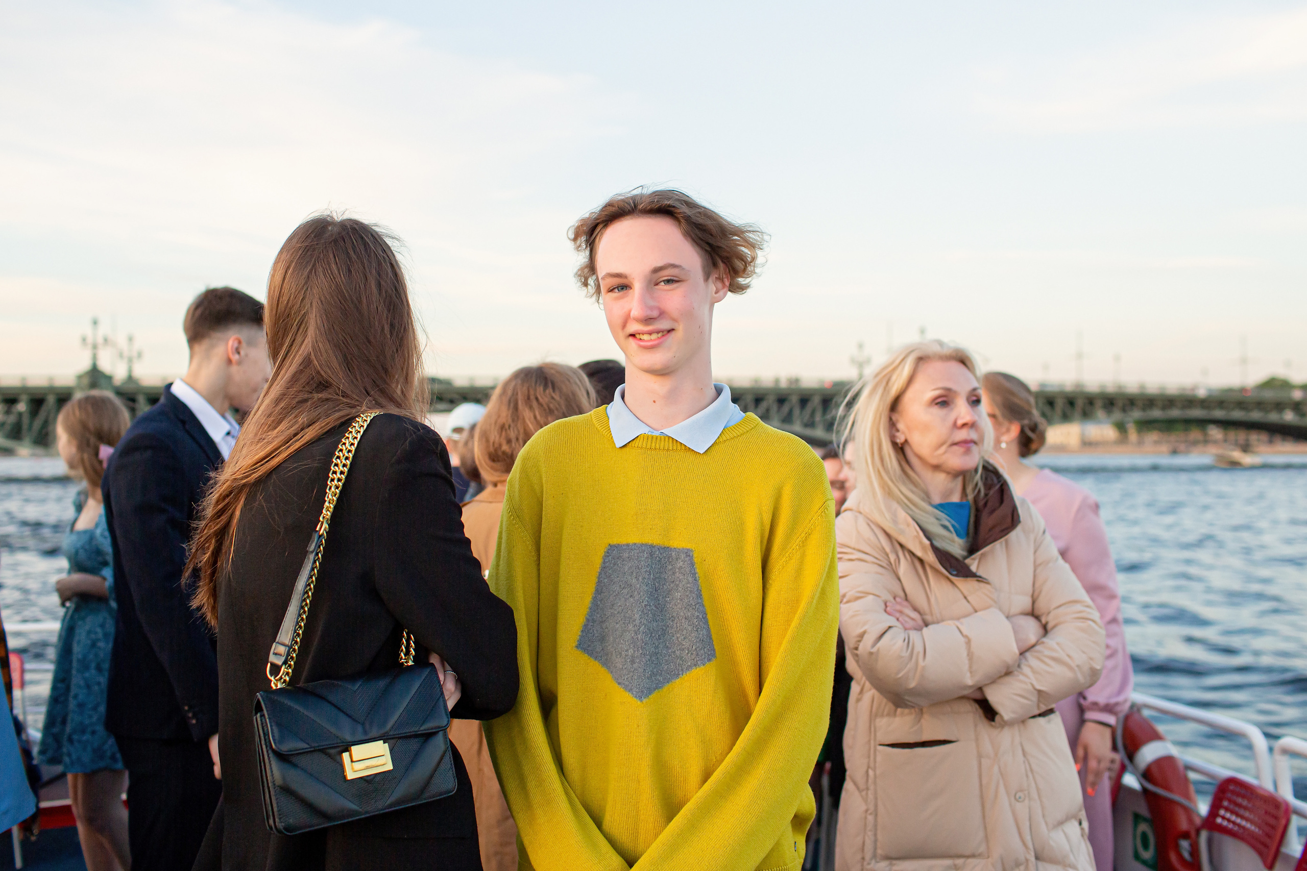 Выпускной на кораблике. 9 класс. Репортаж. Свадебный, семейный, детский фотограф в Санкт-Петербурге