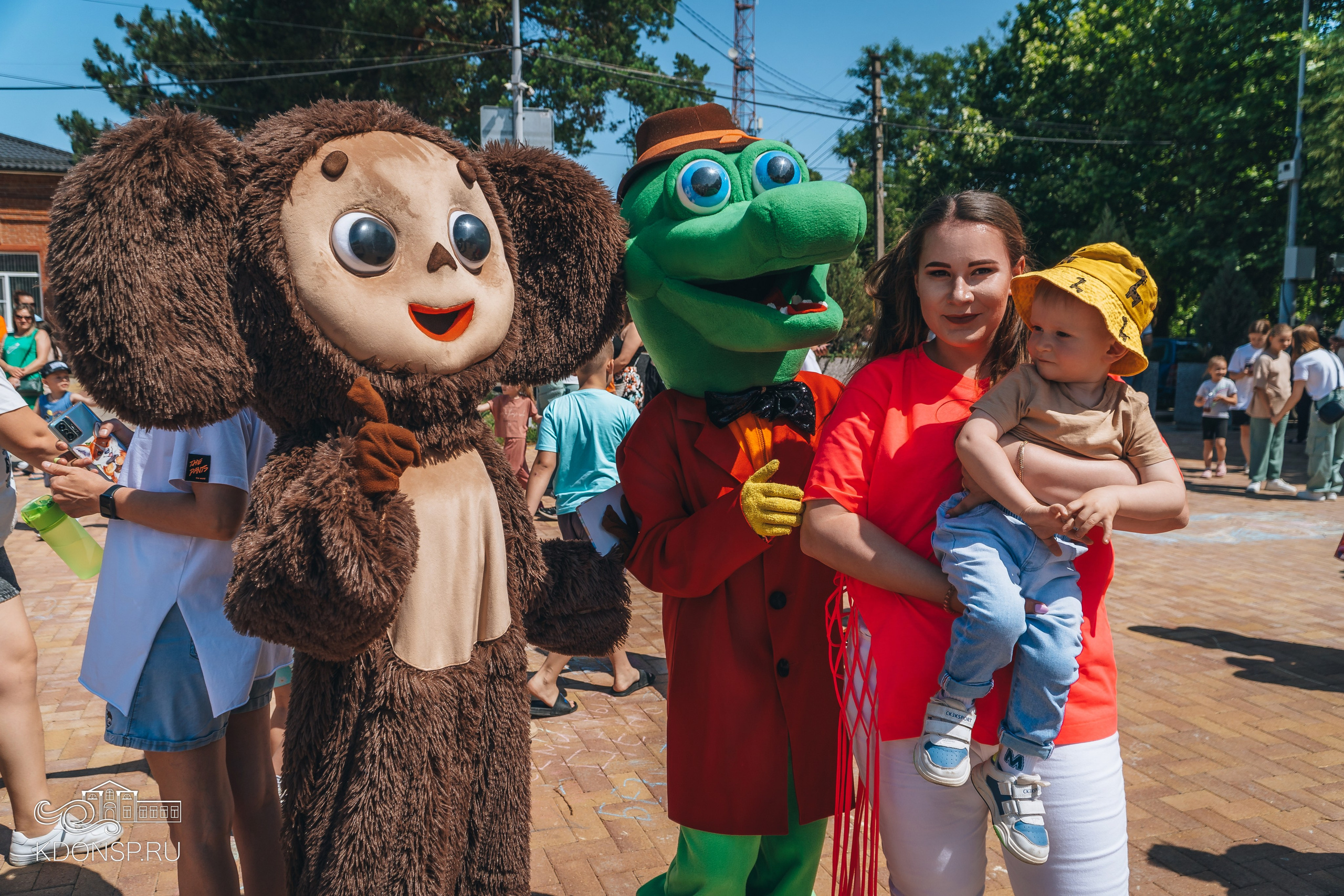 Должны смеяться дети. Новотитаровский Дом культуры