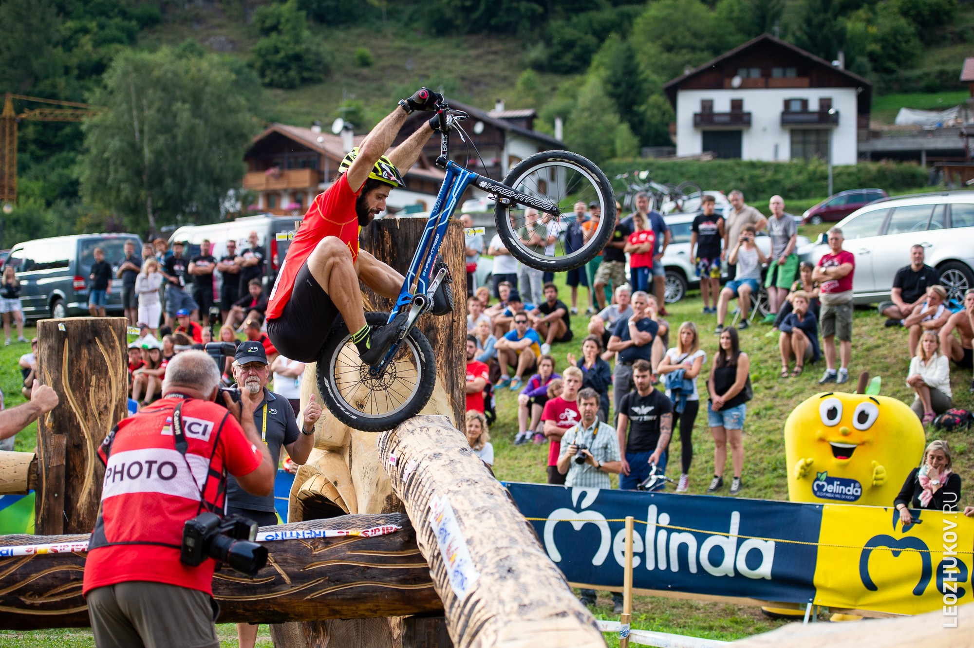UCI Trials World Championships 2016 — finals. Sports photographer Leonid Zhukov
