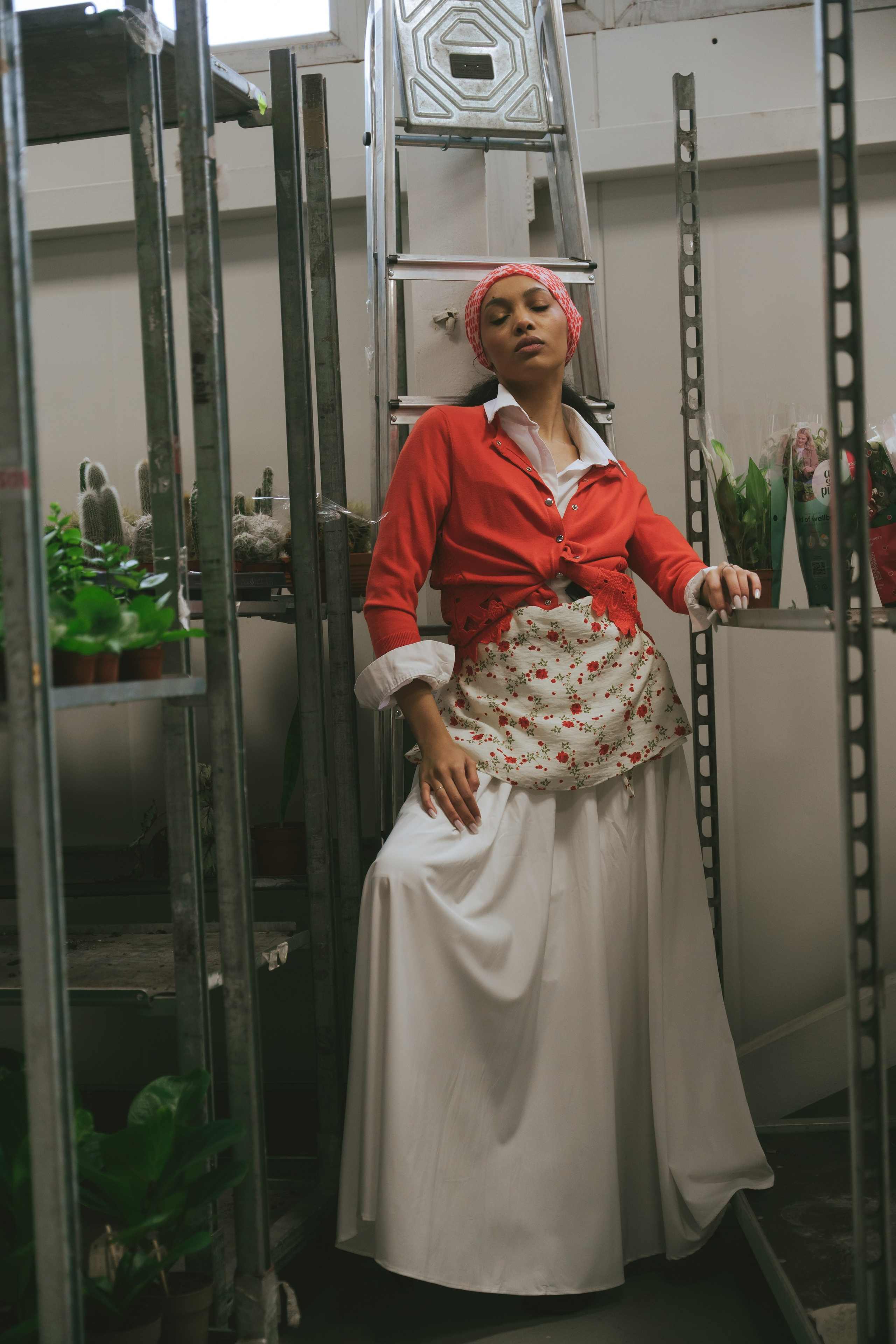 Стилизованная контент фотосессия для цветочной базы в Архангельске