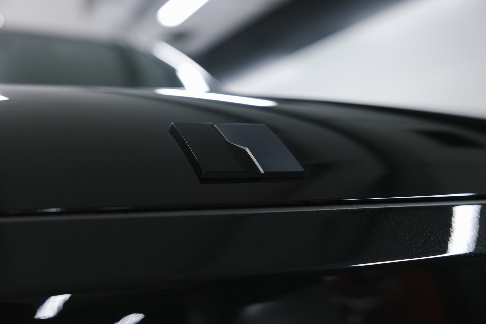 Lynk & Co 900 Ultra 2,0hyb 4WD AT (734 л. с.). Автосалон «Х-Авто»