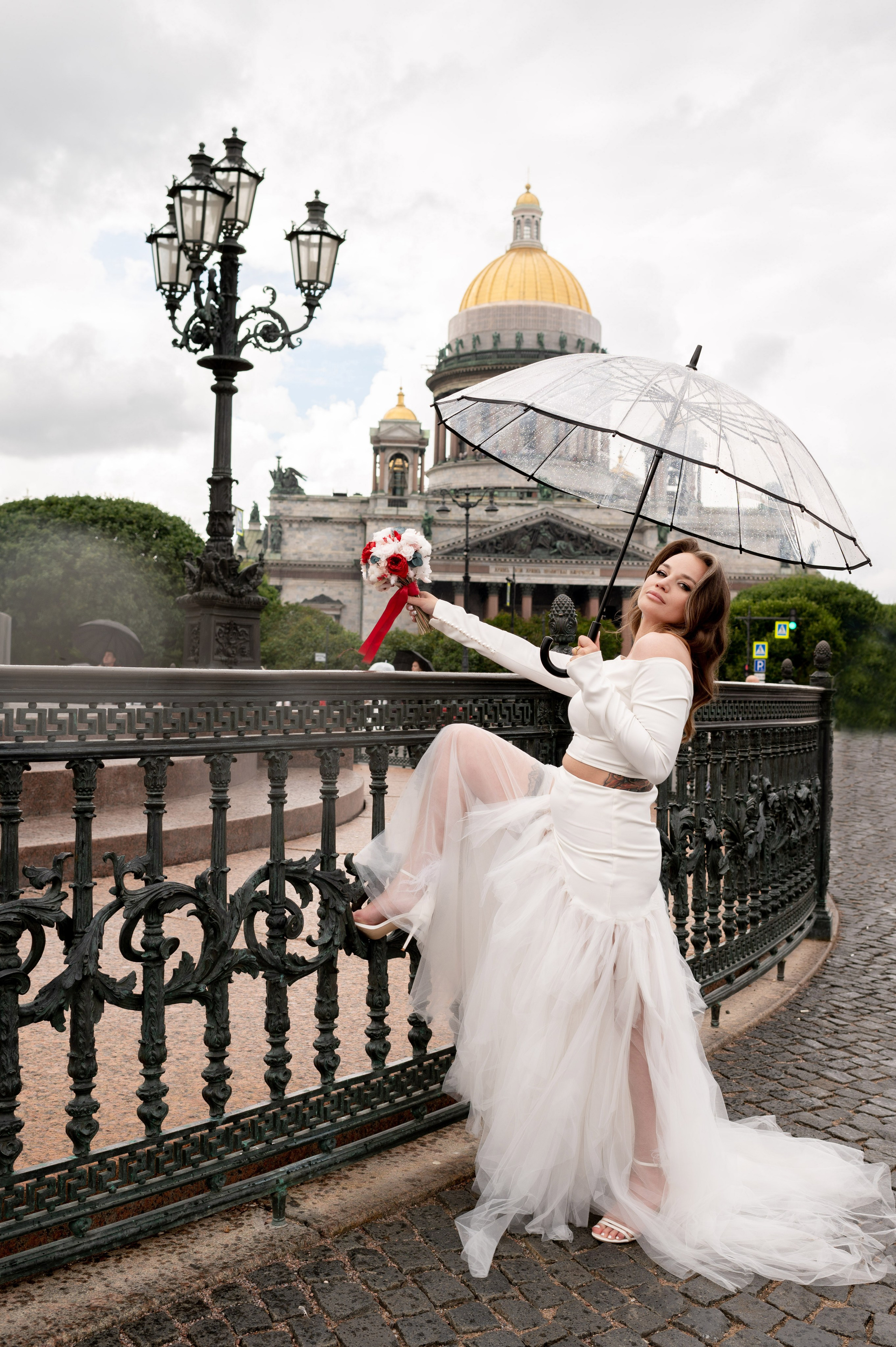 Экстравагантная свадебная фотосессия Светланы и Славы по нетрадиционным и оригинальным местам для свадебной прогулки в Санкт-Петербурге. Портретный, семейный и свадебный фотограф в Санкт-Петербурге и в Пушкине Ширяев Денис