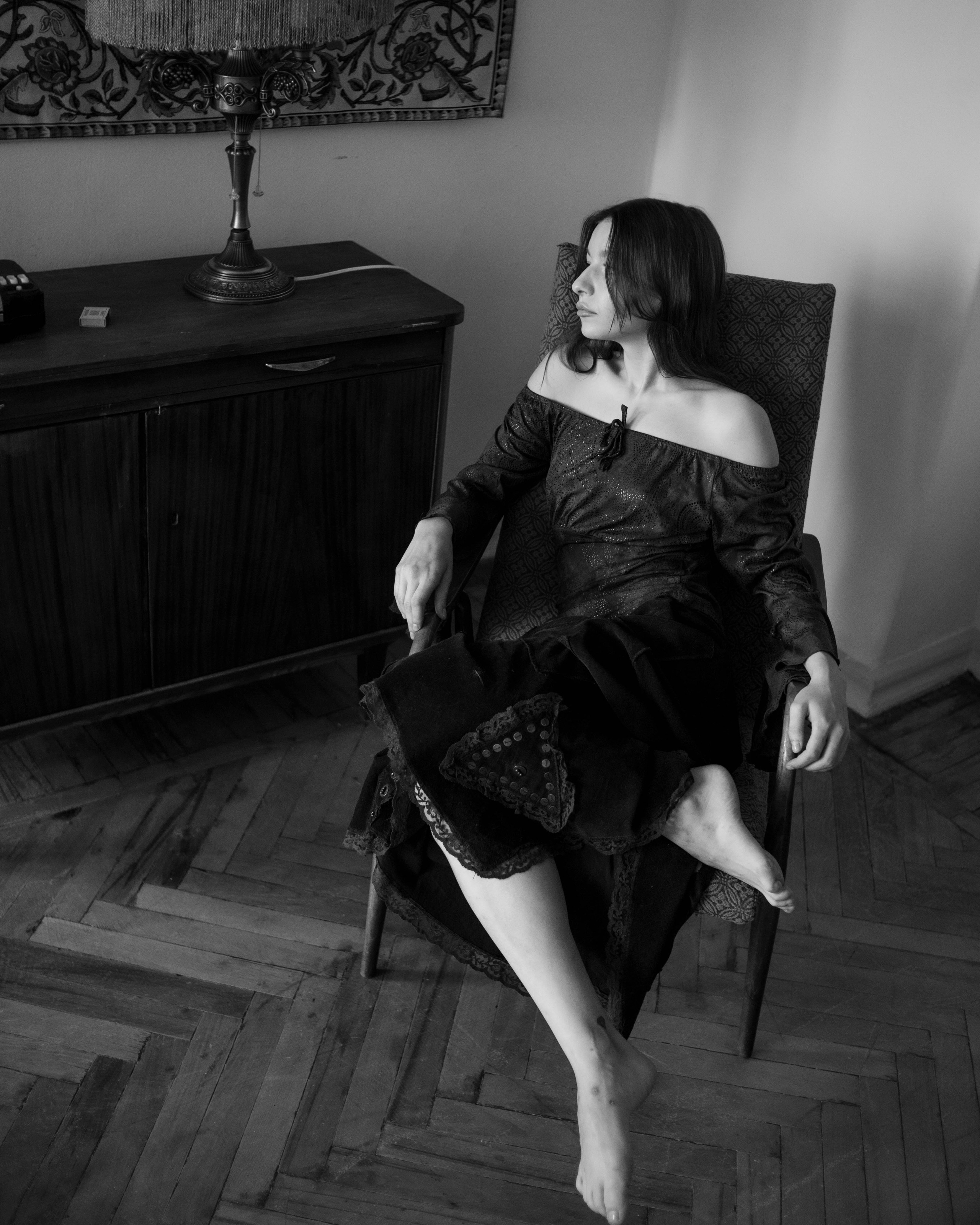 Аня. Женский фотограф. Создатель украшений ручной работы. Модель