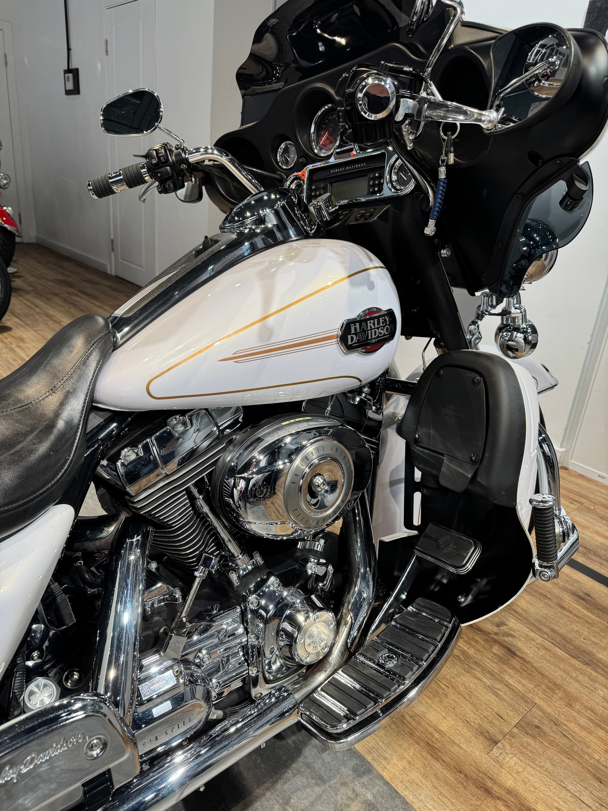 Harley Davidson Electra Glide Snow White (Mamba) (Touring) — купить мотоцикл. Hello Davidson, Москва. Только хорошие мотоциклы…