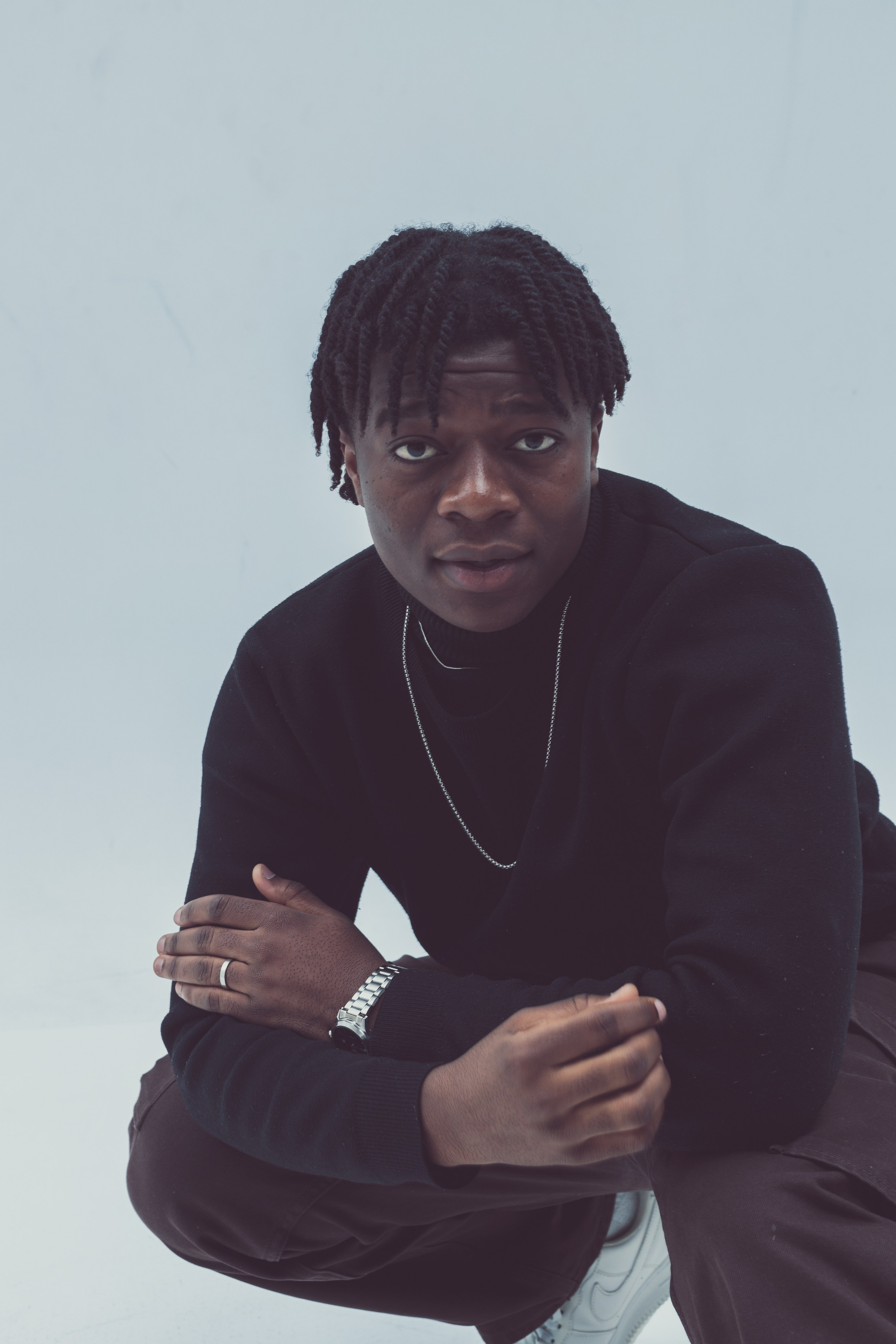 Новосибирск. Коммерческий фотограф для маркетплейсов Wildberries и Ozon в Новосибирске — фото и видео для брендов