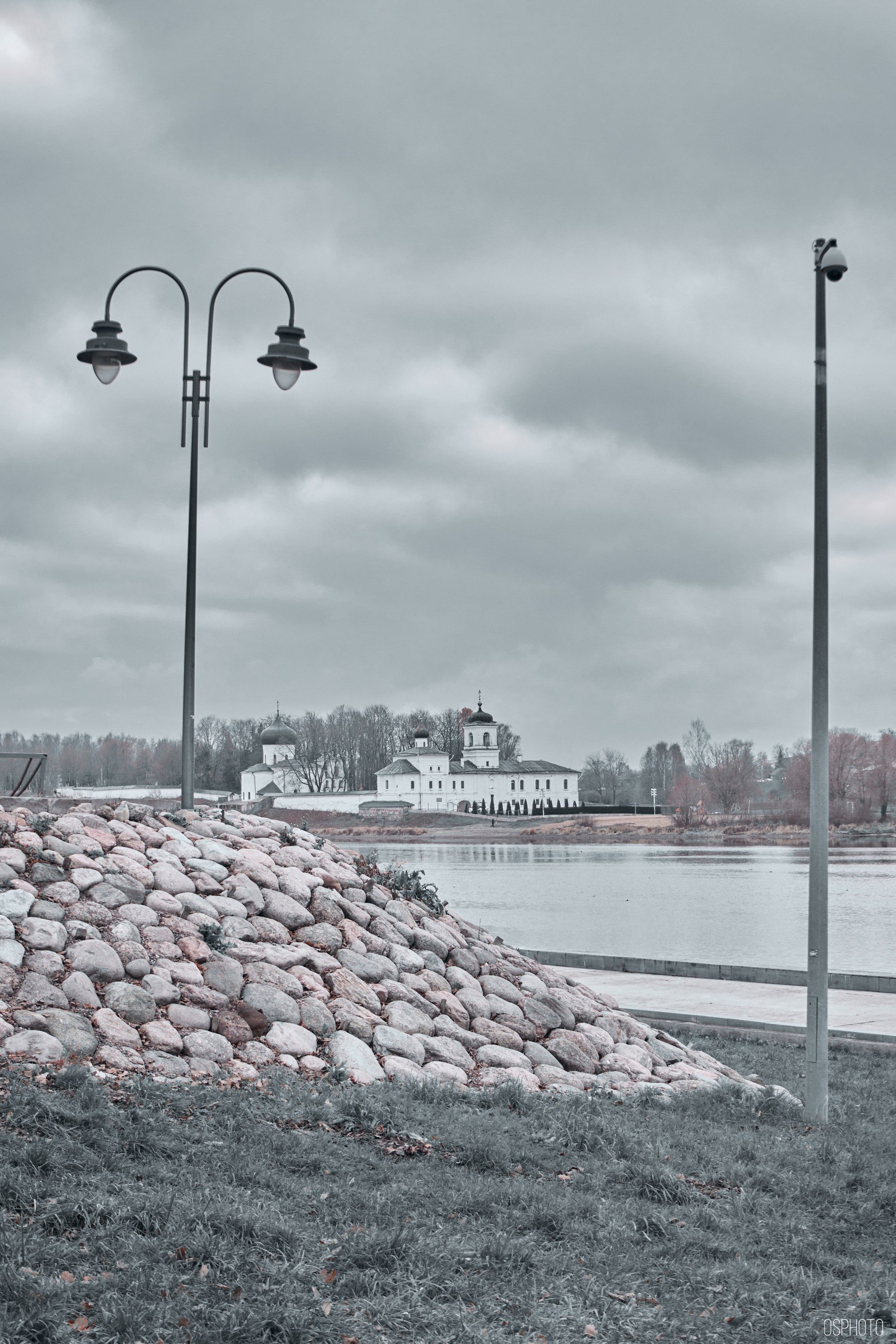 Псков. Ноябрь. Фотографъ Сергѣевъ. Поймать мгновеніе