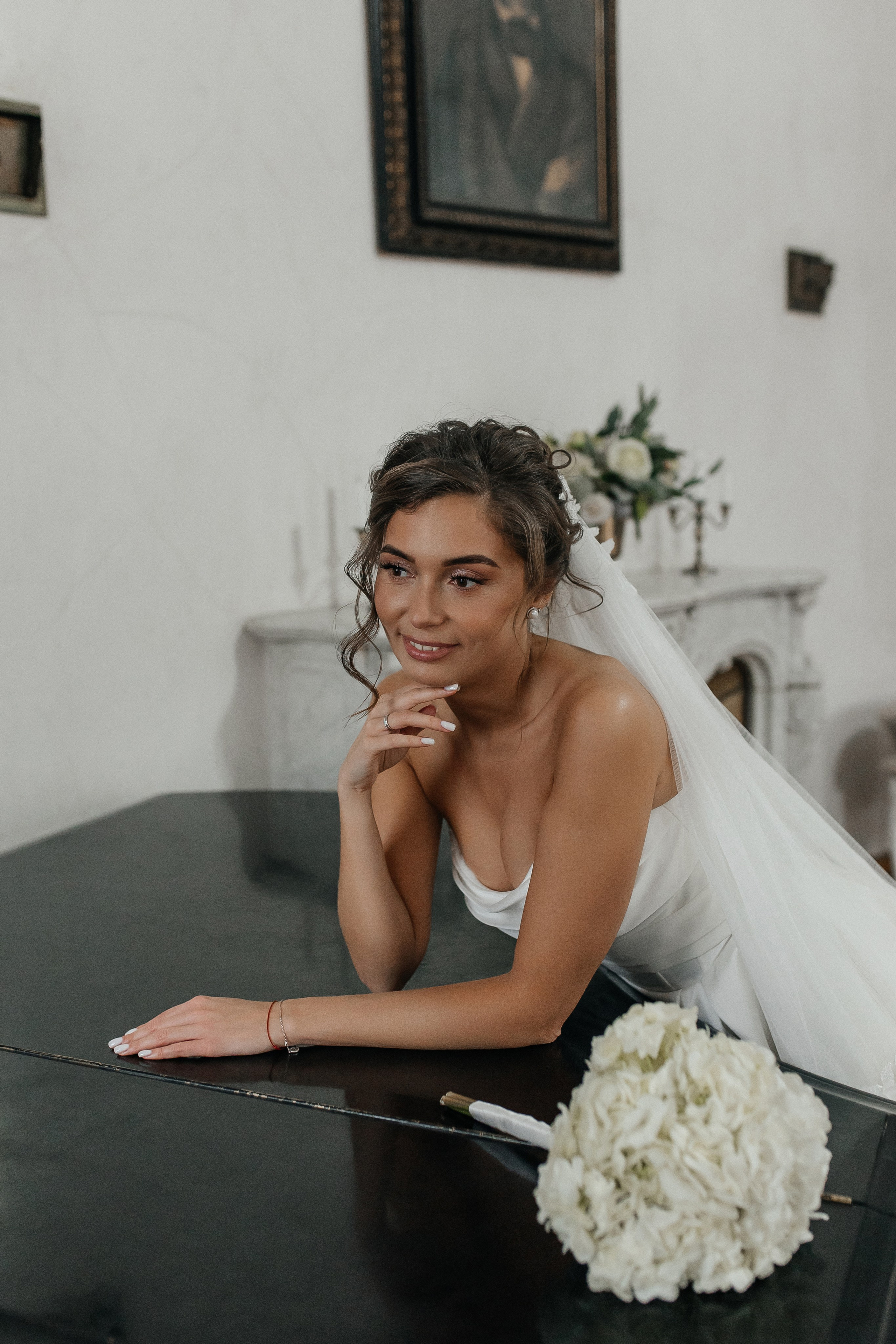 Свадебная фотосессия в Библиотеке-читальне имени А. С. Пушкина