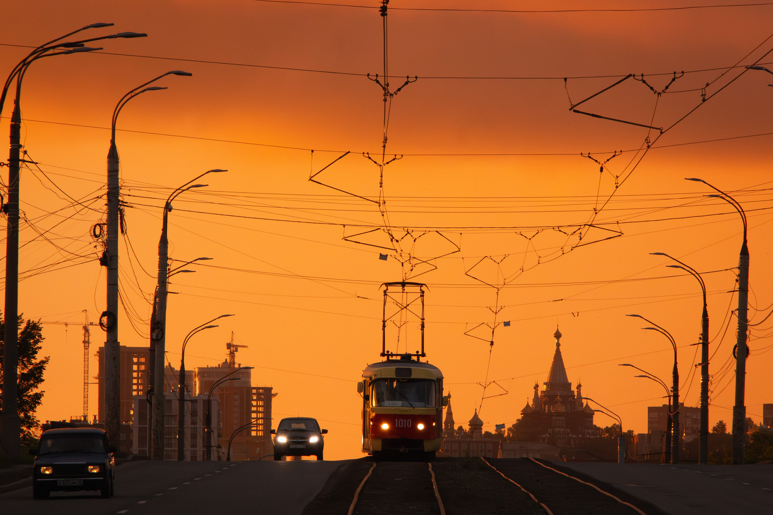 Трамваи не суетятся. Олег Романов. Мастер фото по спорту