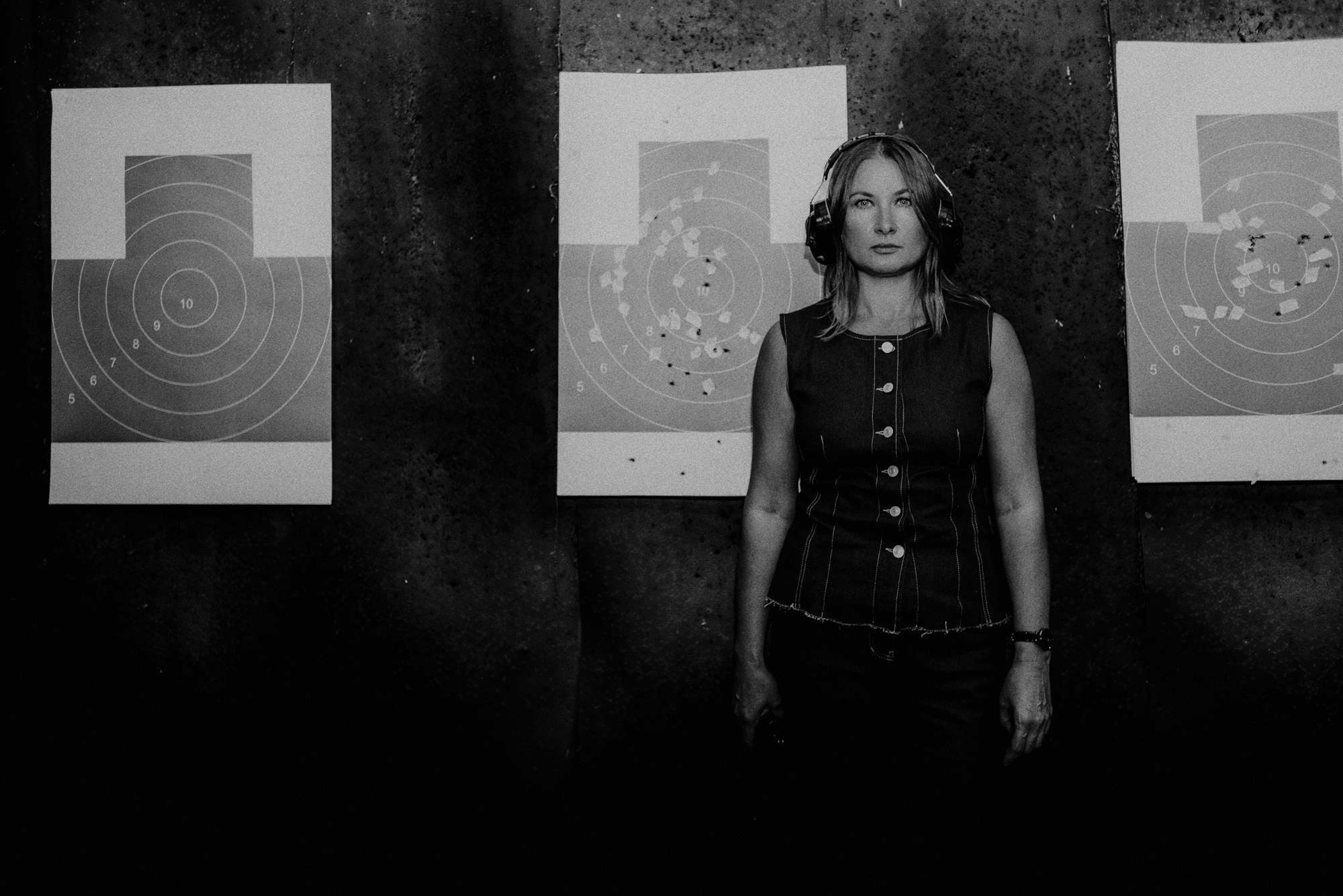 Фотосессия в тире, экшн-портрет, фотограф