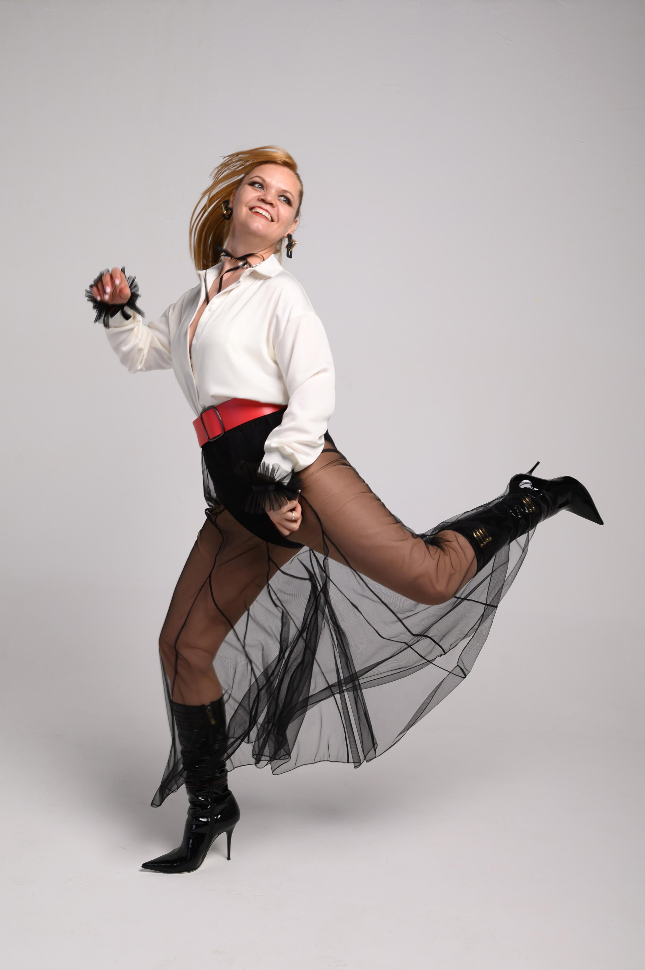 Фэшн-фотосессия в прозрачной юбке. Анна Боровикова, фотограф Пушкино