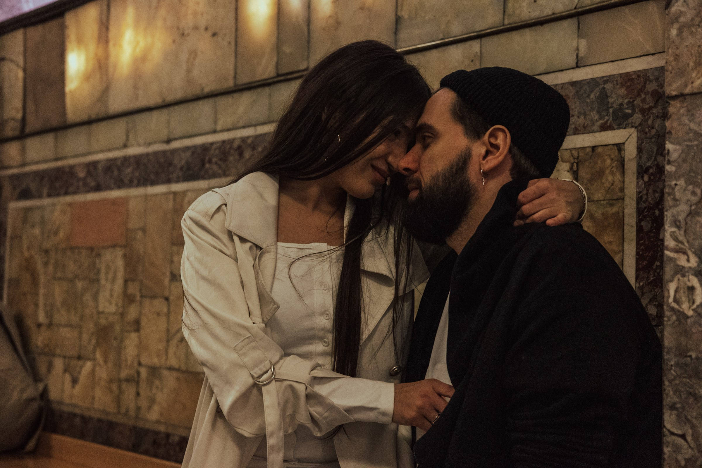 Лавстори в метро. Свадебный фотограф в Москве Элина Ларченкова. Фото, которые цепляют