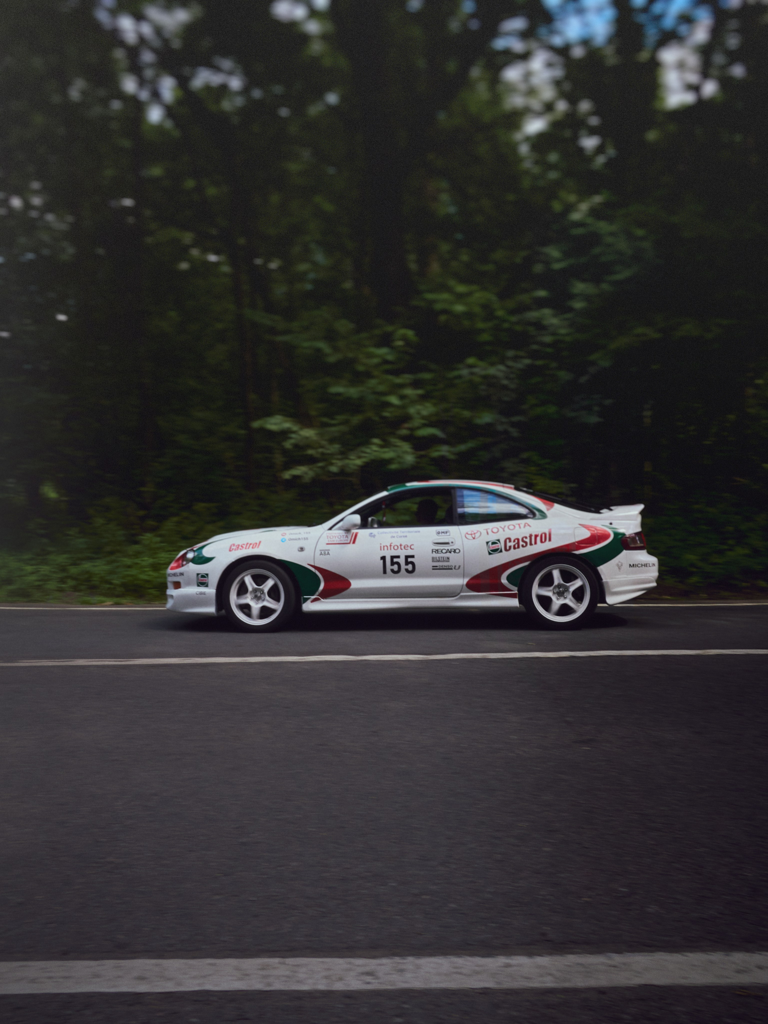 Упражнение с асфальтом. Коммерческий и художественный фотограф в Москве Плоскирев Валерий