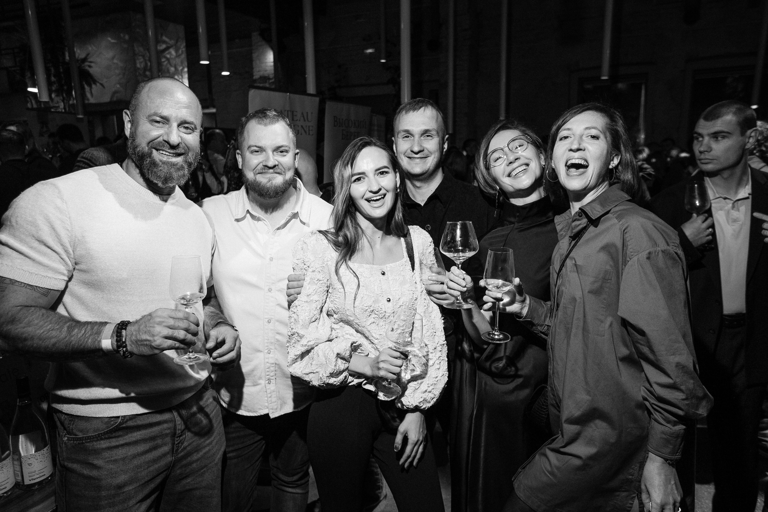 ВИННЫЙ ФЕСТИВАЛЬ. СВОИ. ФОТООТЧЕТЫ-СОБЫТИЯ-МЕСТА