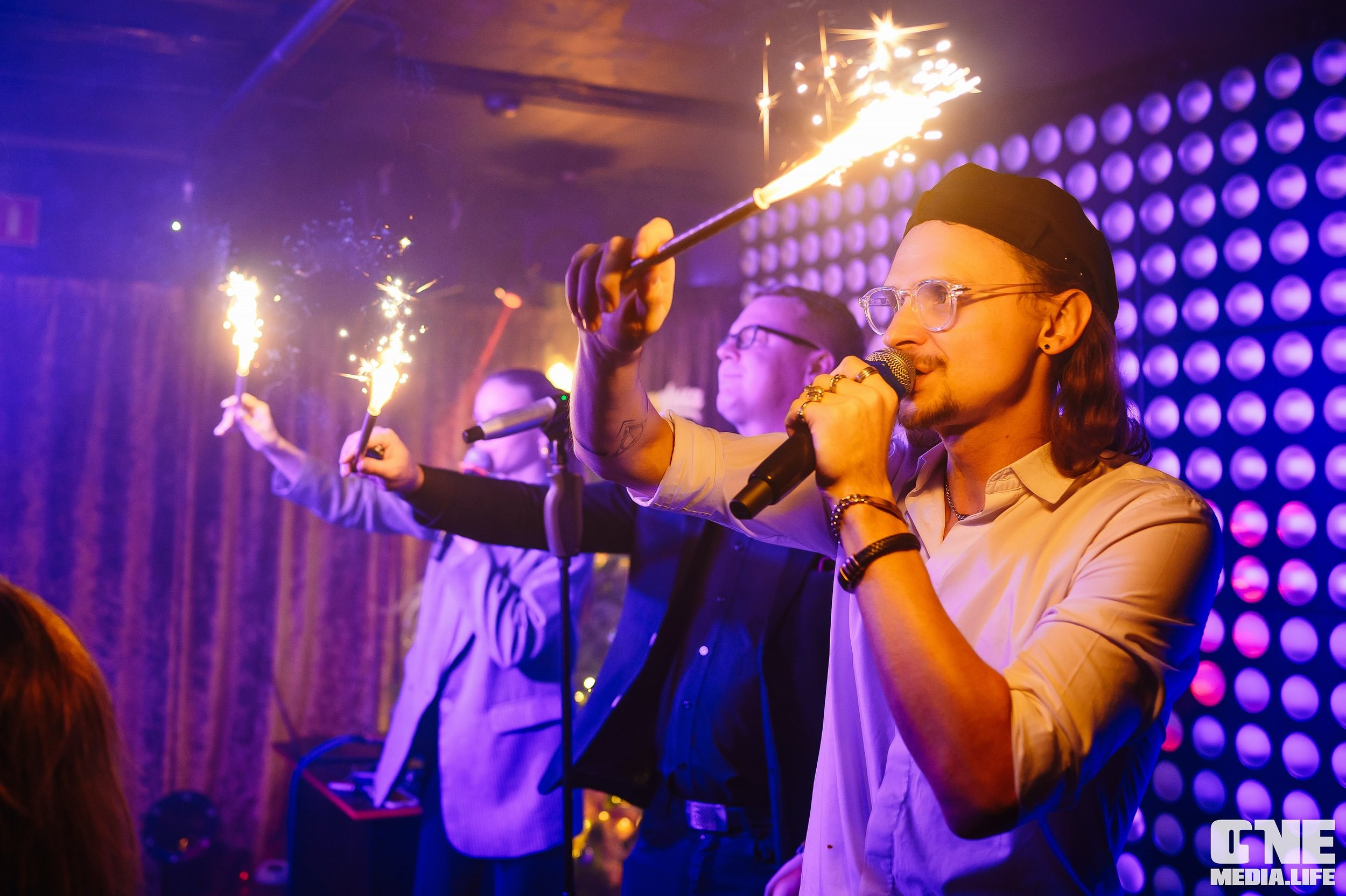 Фоторепортаж из караоке-клуба Эйфория. One Media Life: фоторепортажи, фотоотчеты с мероприятий и заведений