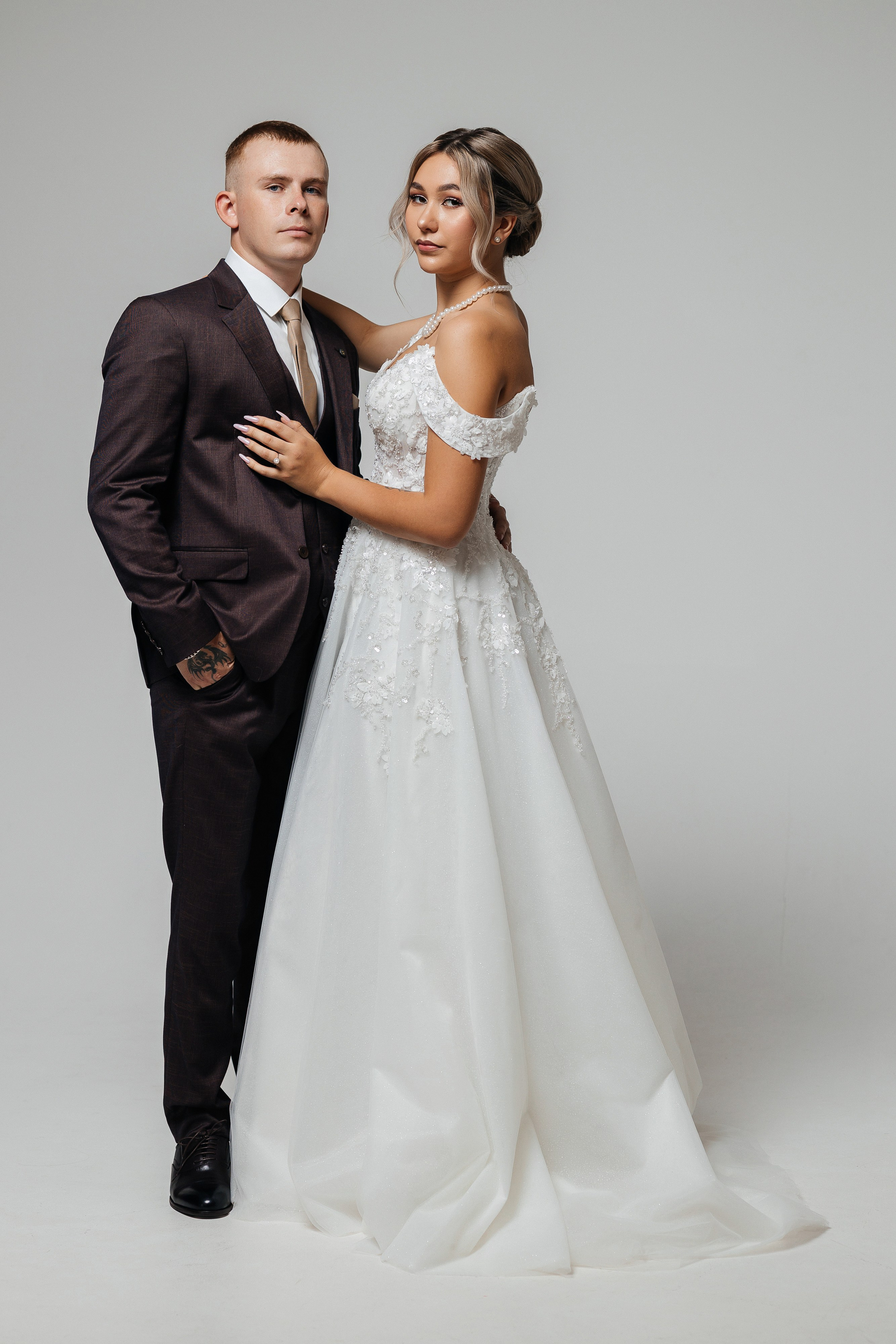 Красивая летняя свадьба в шатре. Олег Сверчков | Свадебный фотограф Вологда