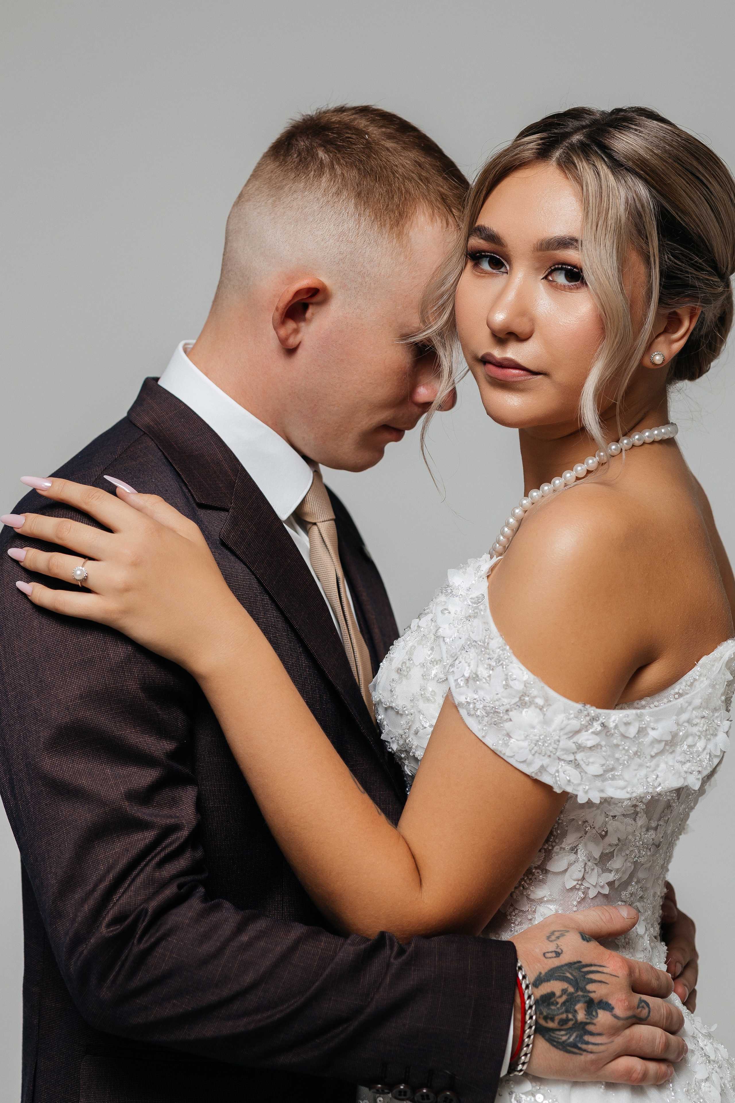 Красивая летняя свадьба в шатре. Олег Сверчков | Свадебный фотограф Вологда