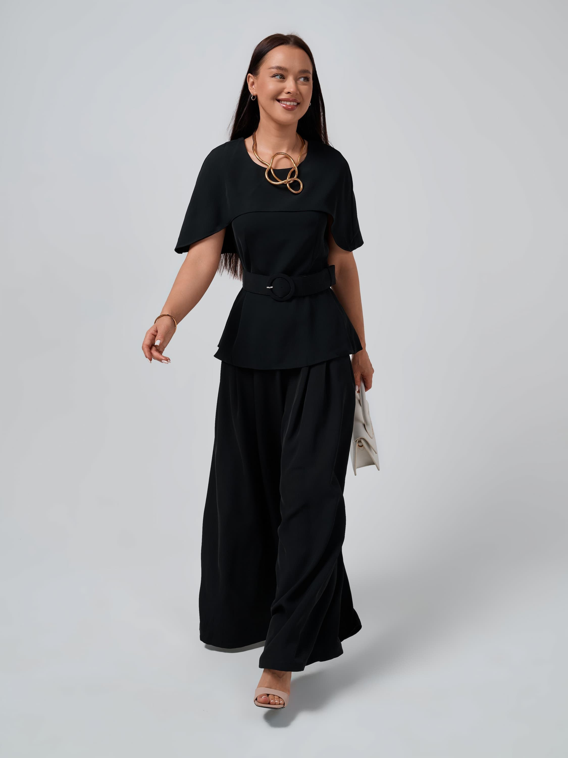 Съемка каталогов одежды в Иваново, съемки для маркетплейс, фотограф для маркетплейс, услуги фотографа для wildberries в Иваново