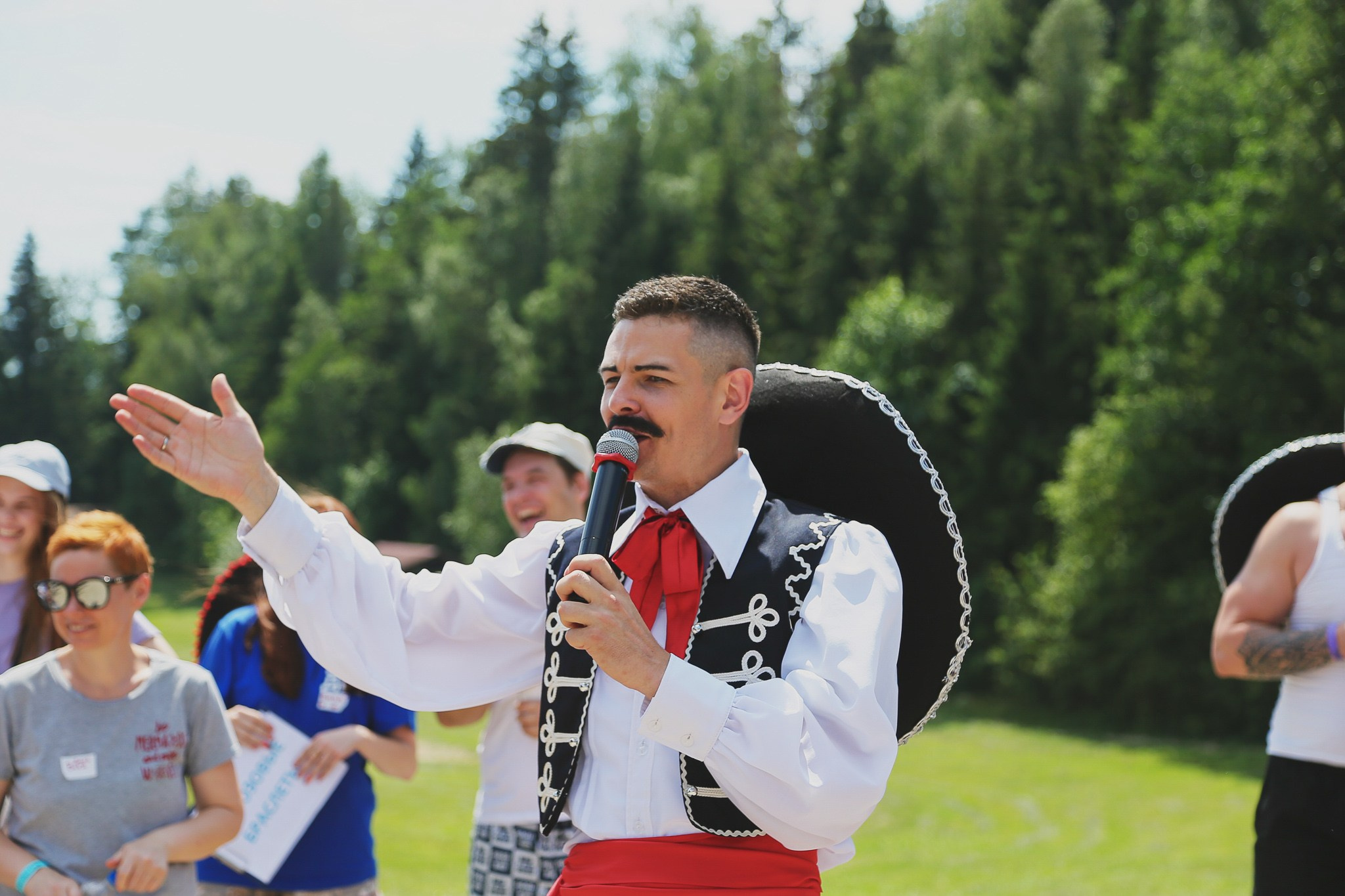 Репортажный фотограф в Минске. Профессиональный репортажный фотограф в Минске Максим Гупинец