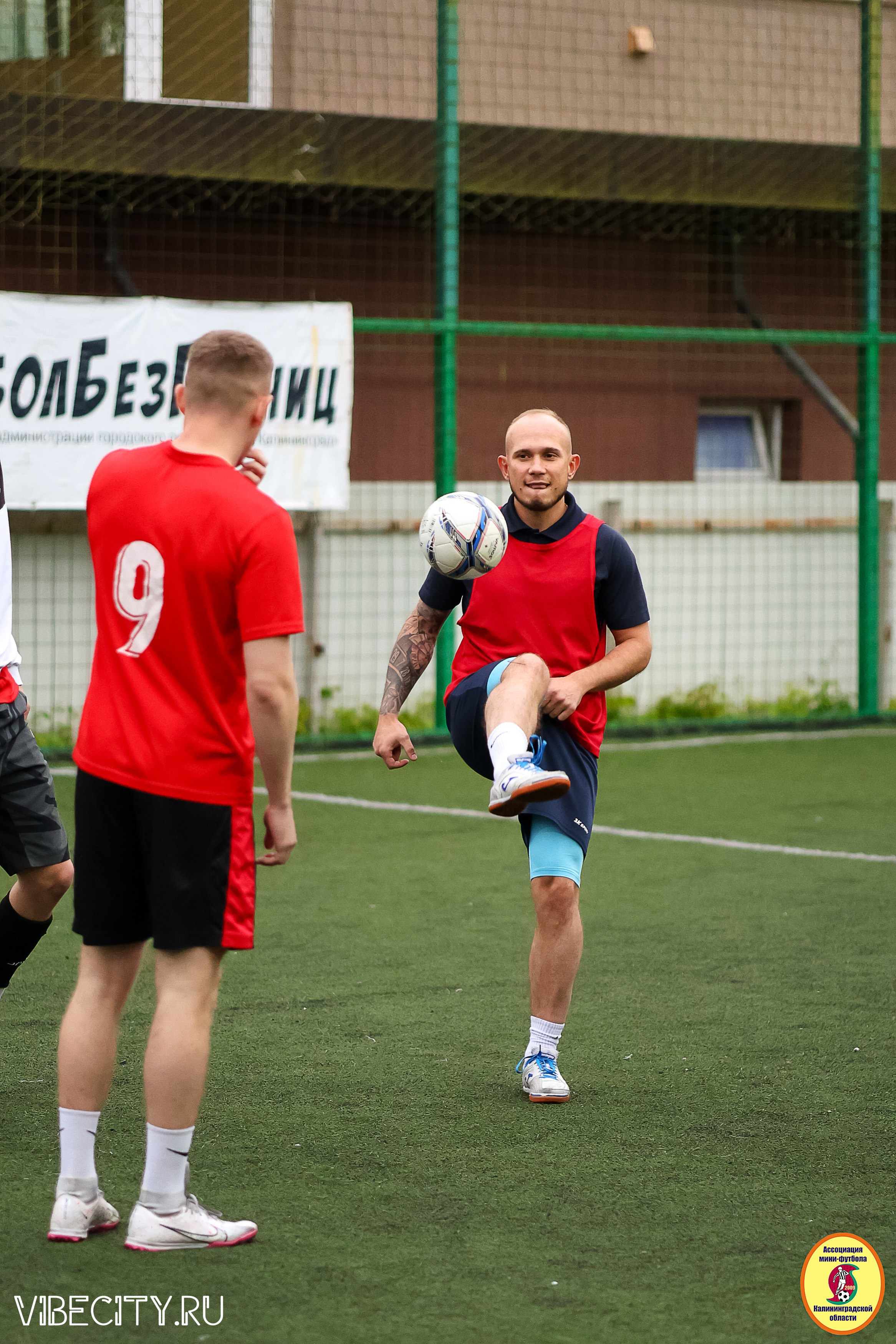 ИГРЫ МИНИ-ФУТБОЛЬНОЙ И КОРПОРАТИВНОЙ ЛИГИ. VIBECITY.RU Вайб Сити Ру Фоторепортажи Фотоотчеты Калининград