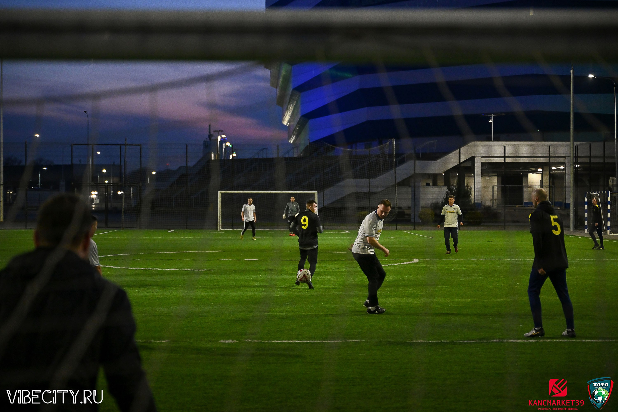 XX ЧЕМПИОНАТ КАЛИНИНГРАДСКОЙ ЛФЛ КАНЦМАРКЕТ39 сезона 2024–2025 гг. VIBECITY.RU Вайб Сити Ру Фоторепортажи Фотоотчеты Калининград