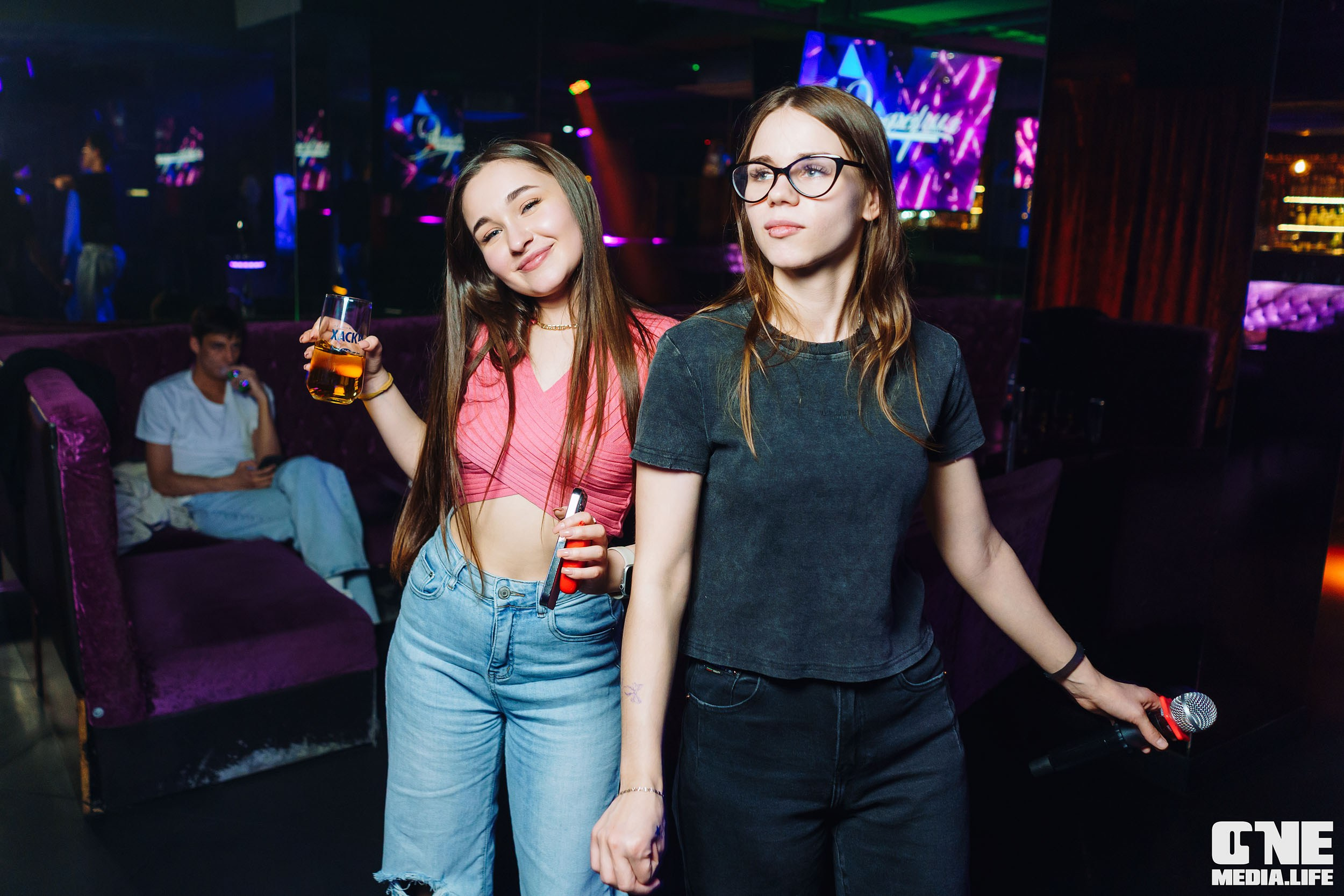 Фоторепортаж из караоке-клуба Эйфория. One Media Life: фоторепортажи, фотоотчеты с мероприятий и заведений