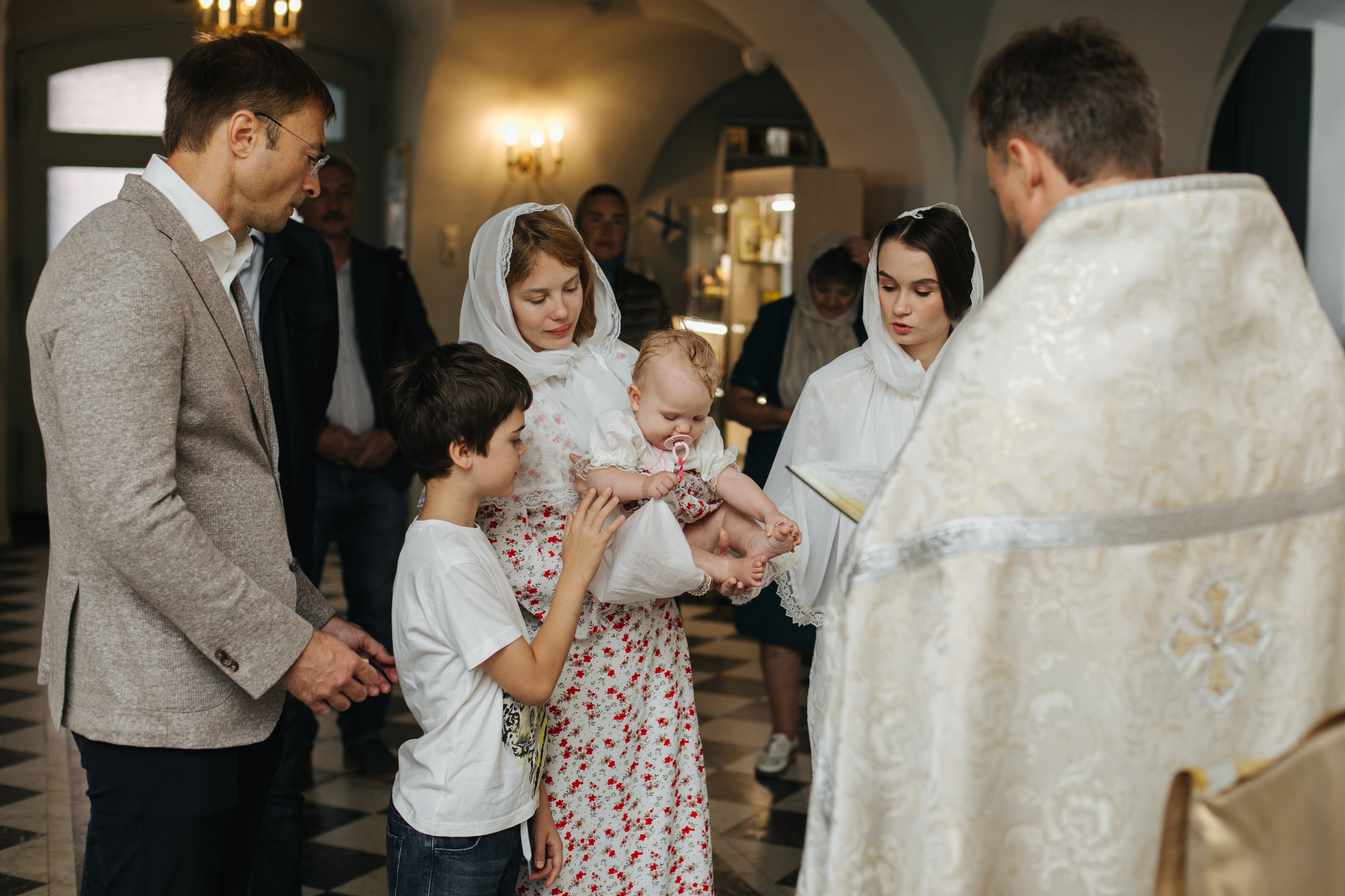 Крещение церковь Трех Святителей СПб. Фотограф на крещение в Санкт Петербурге