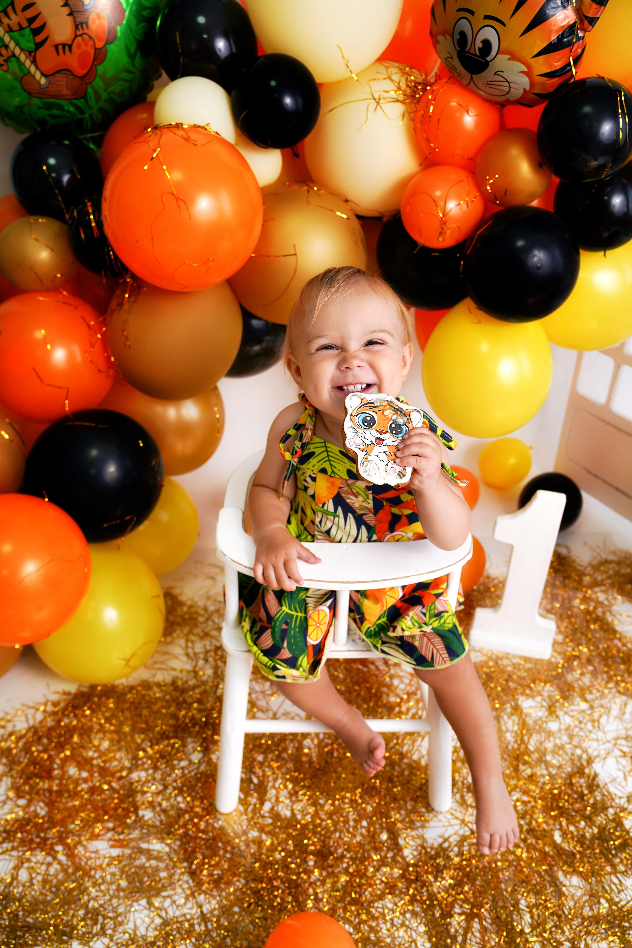 Фотосессия ГОДОВАСИЕ. Фотограф новорожденных, детей до года и беременных в Симферополе