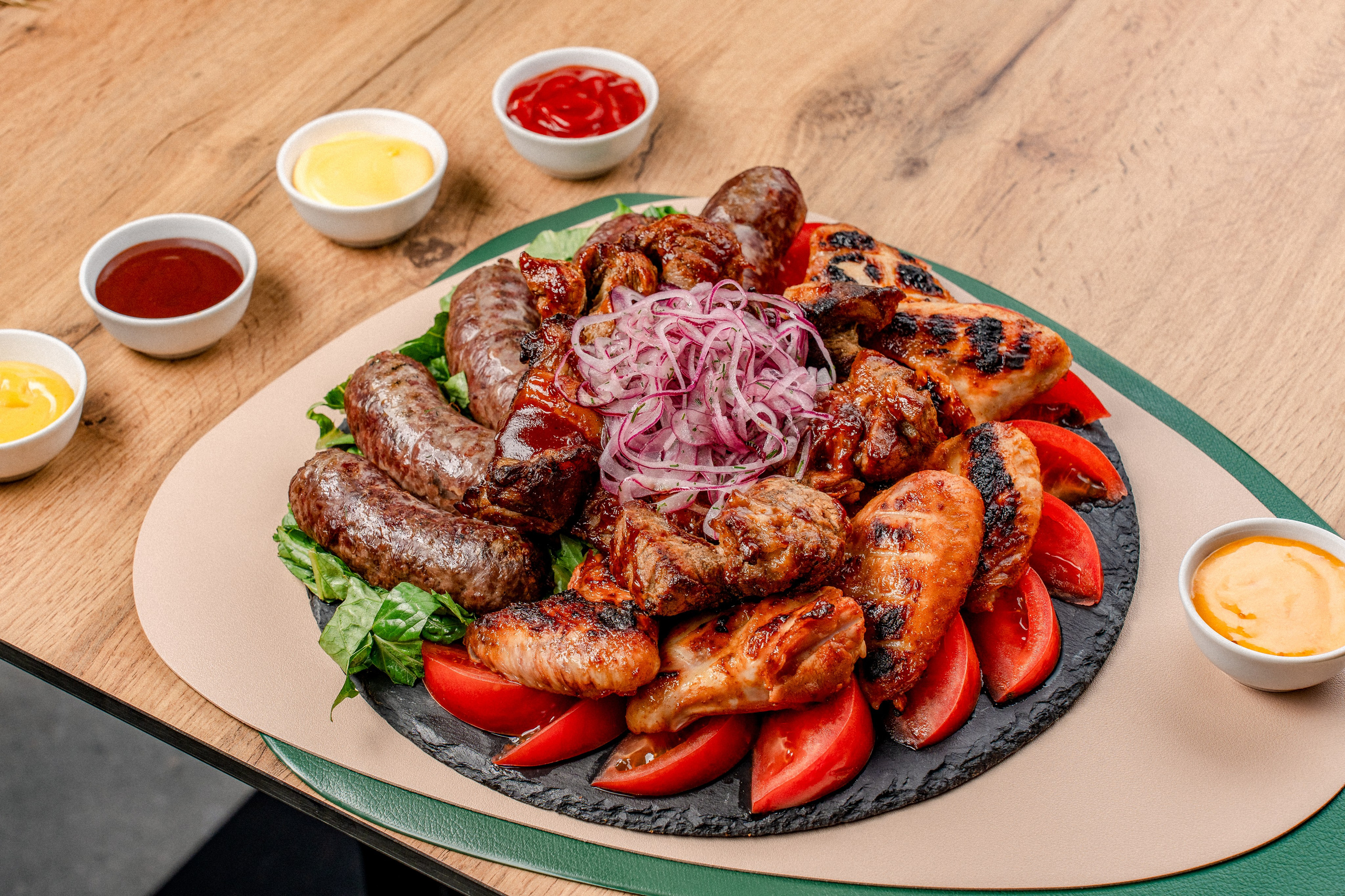 KORBI MENU. Фотограф и видеограф Виктор Пати