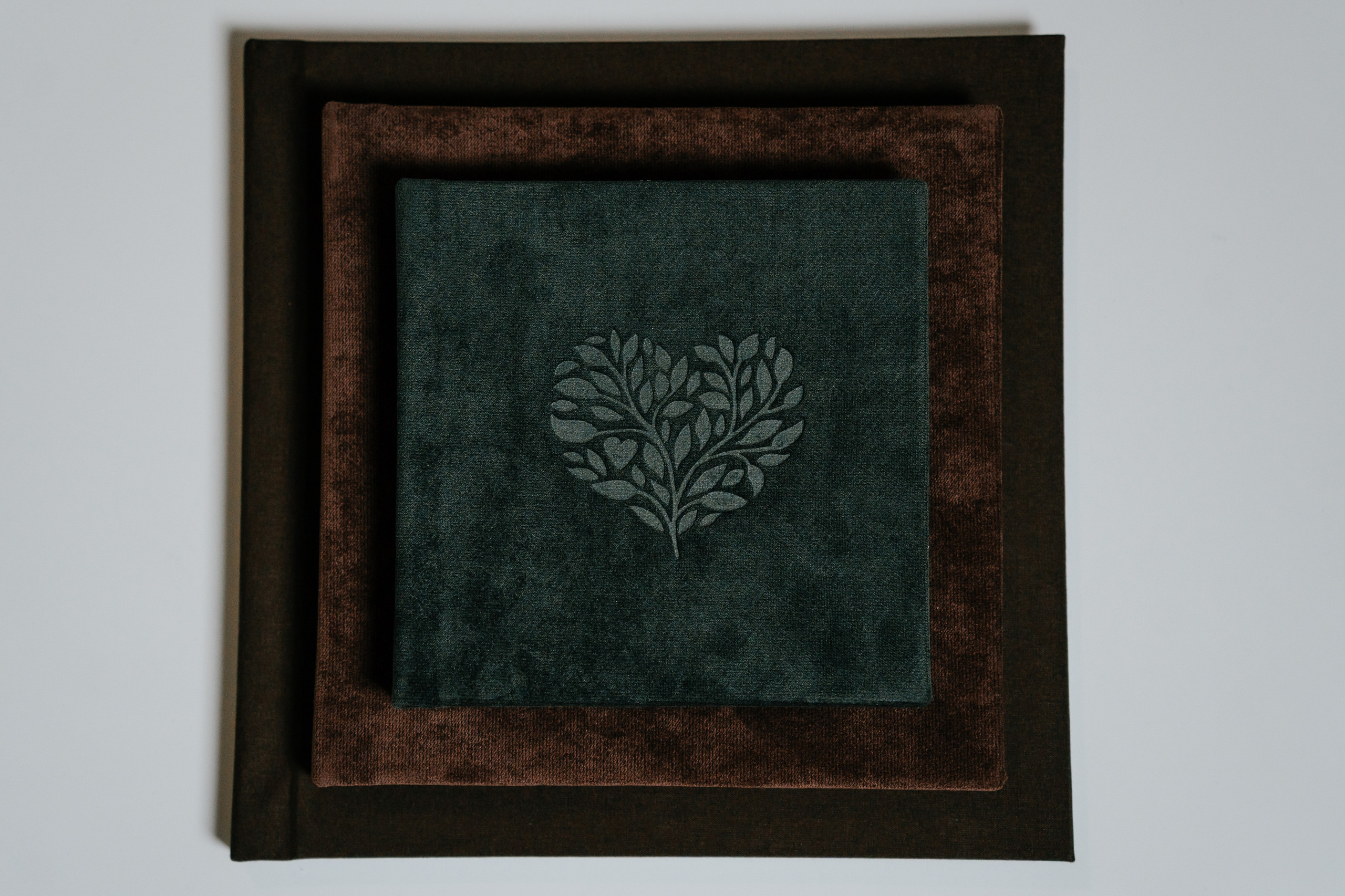 Фотокнига для семейных и свадебных фотографий СПБ и Москва. Семейный и свадебный фотограф в Санкт-Петербурге и Москве