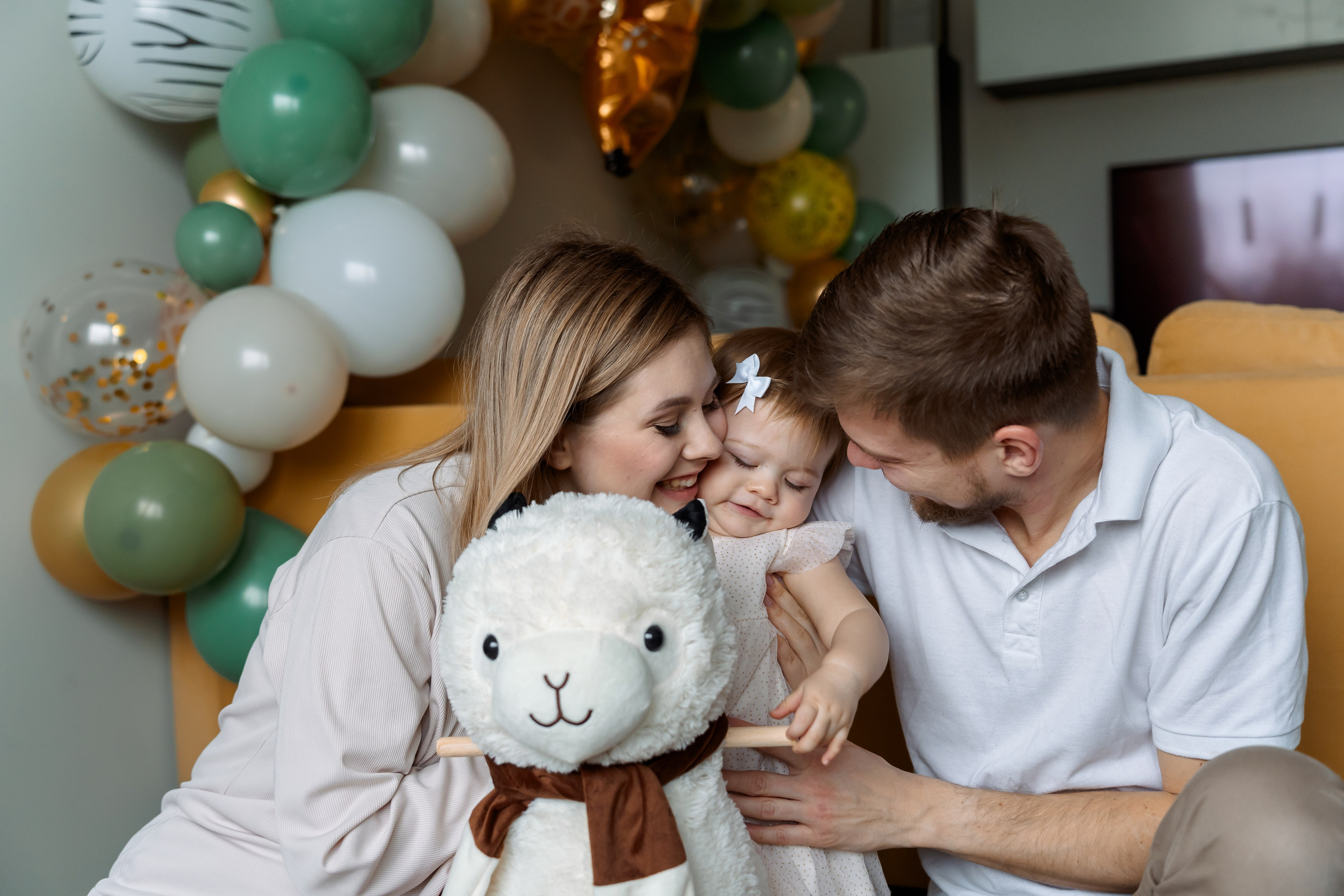 Что подарить ребенку на 1 год. Список подарков