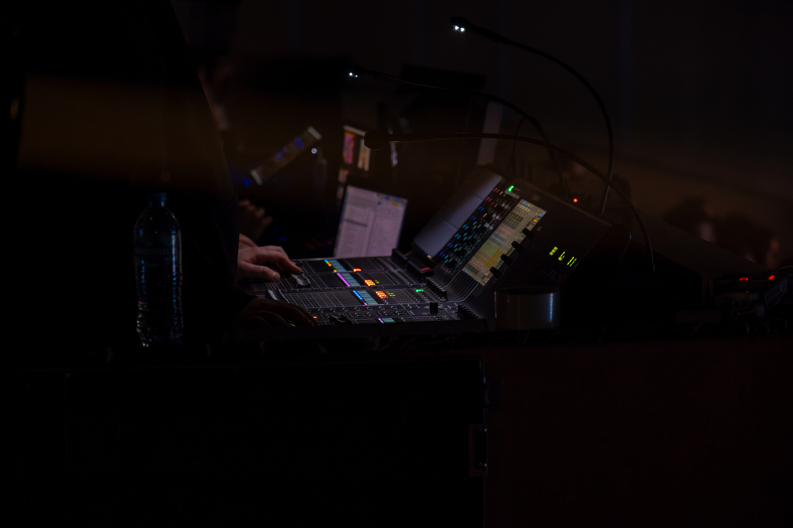 Фотосъёмка на гала-концерт, конкурсы, выступления, отчётные концерты и эвент-мероприятия. «Студия DRONAVT`s» — видеосъёмка и фотография г. Москва