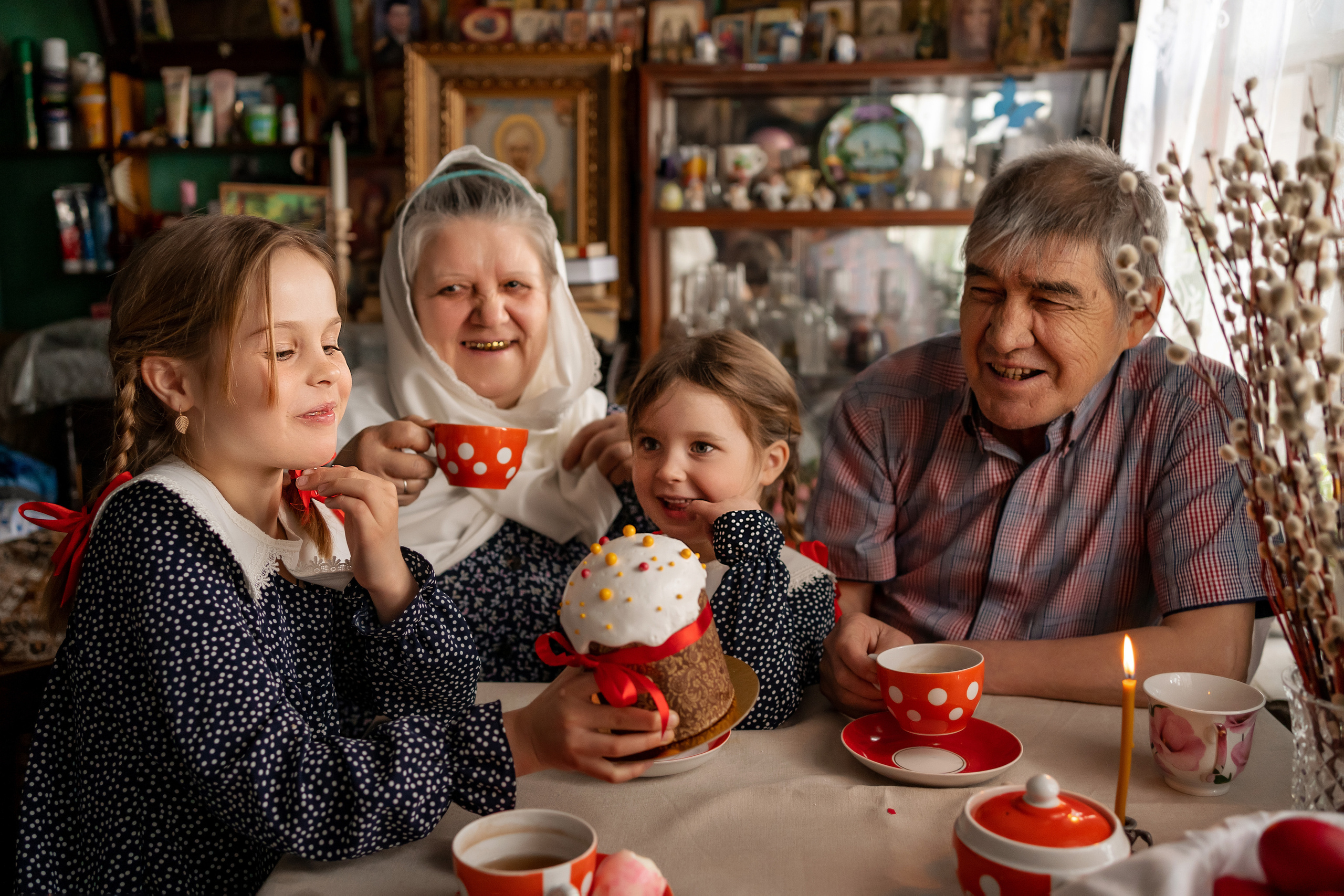 Пасха 2022. Выпускные альбомы в Екатеринбурге, от Анастасии Саловой