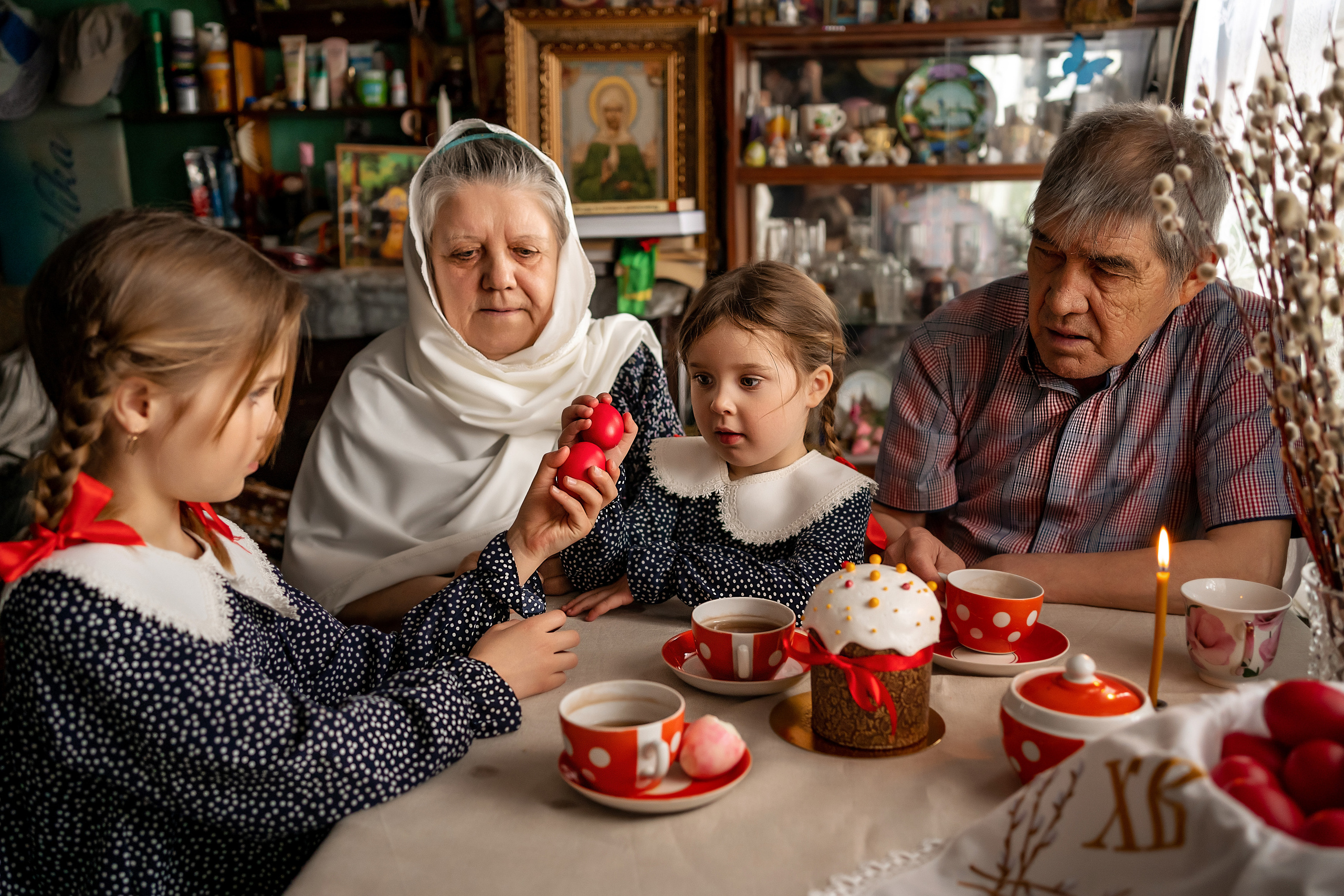 Пасха 2022. Выпускные альбомы в Екатеринбурге, от Анастасии Саловой