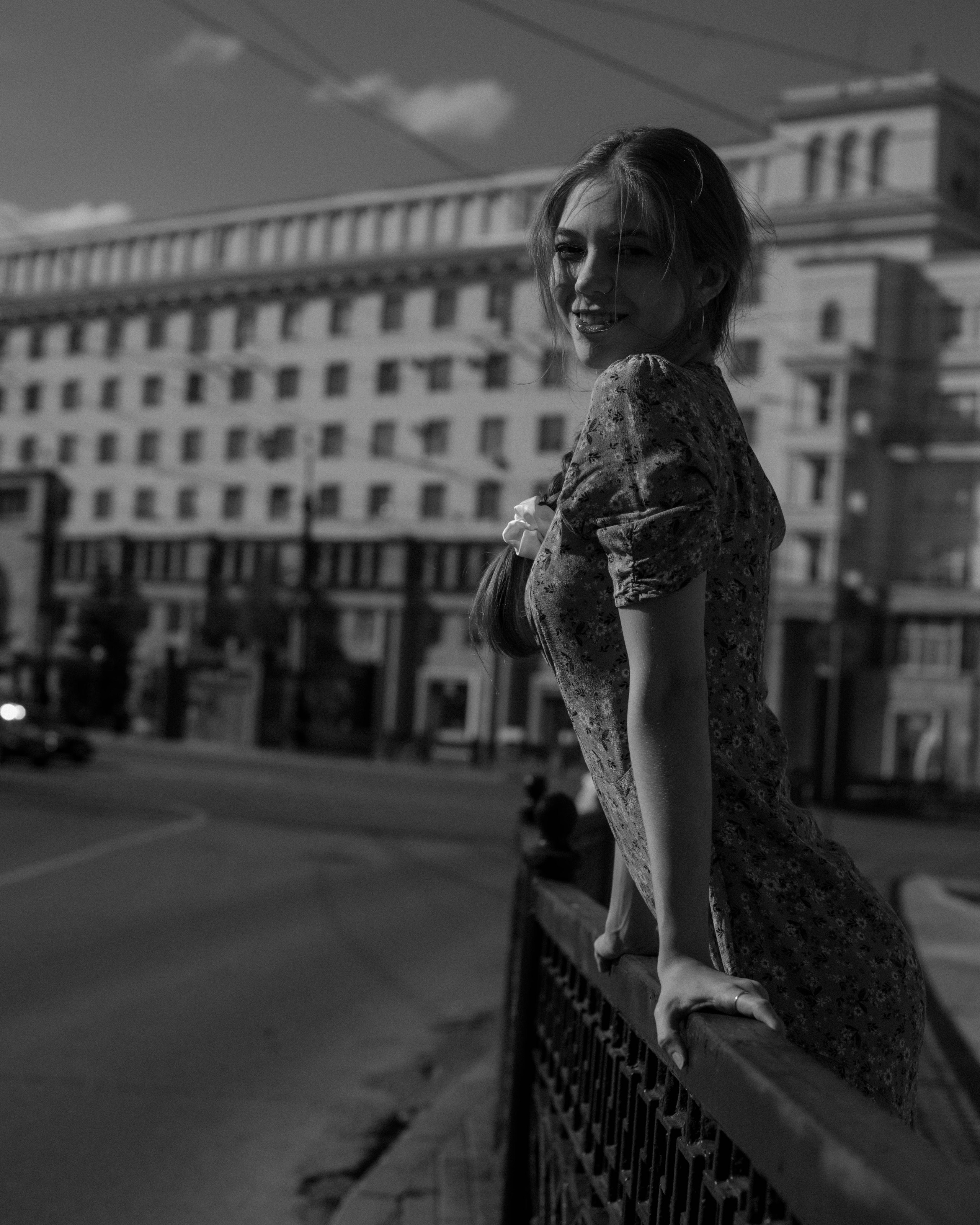 Ася. Женский фотограф. Создатель украшений ручной работы. Модель