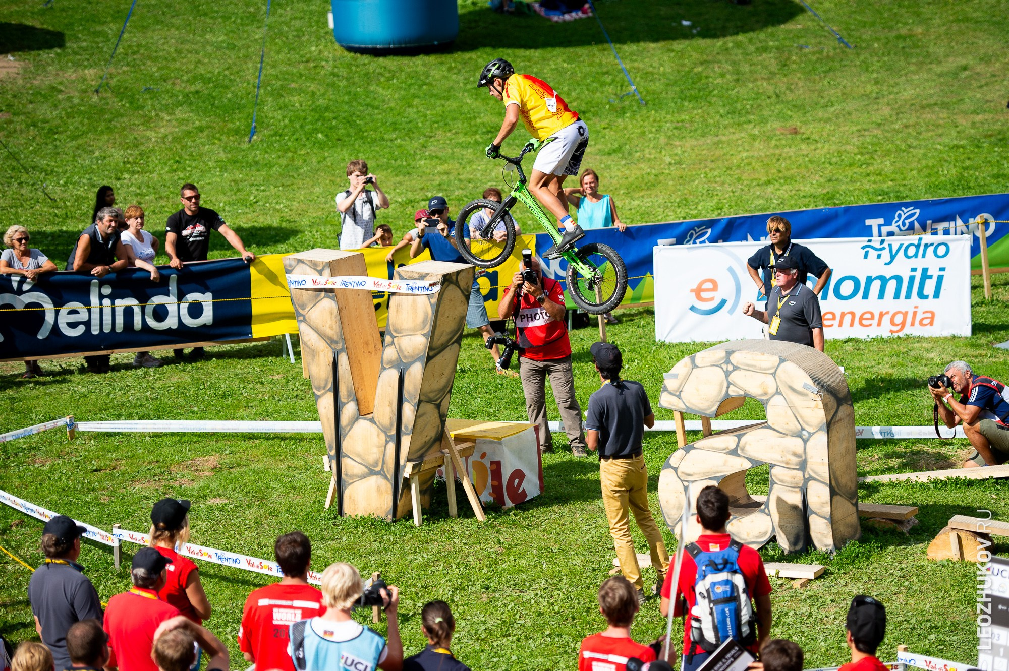 UCI Trials World Championships 2016 — finals. Sports photographer Leonid Zhukov