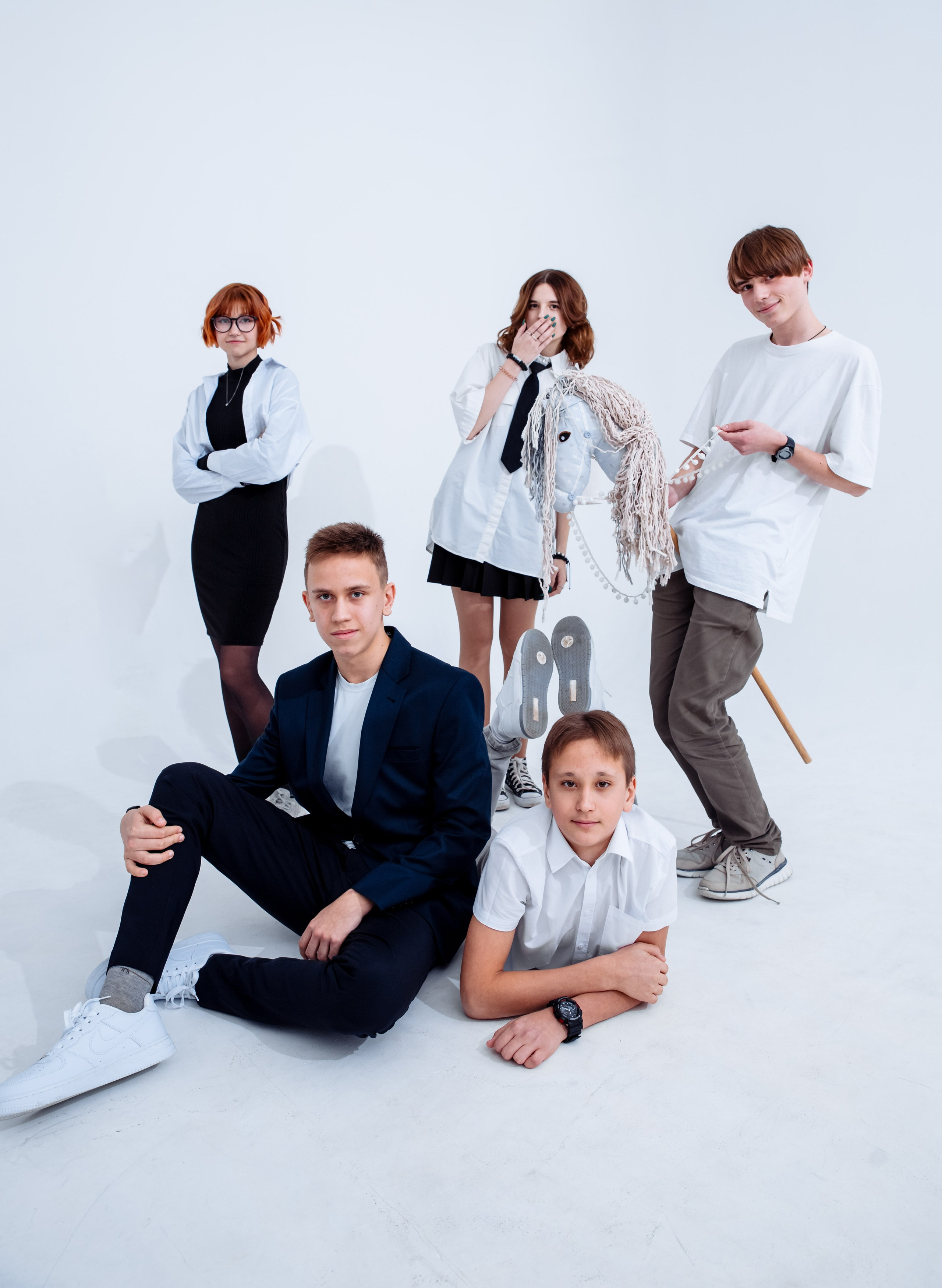 Старшая школа. Выпускные школьные фотоальбомы для школ и детских садов в Волгограде и Волжском