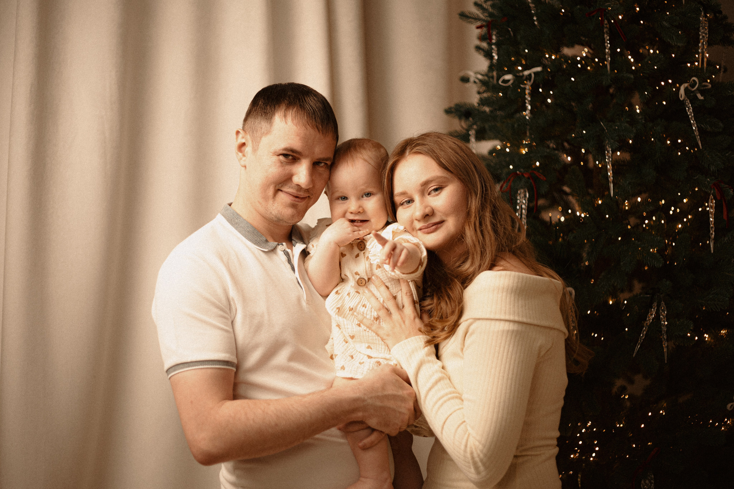 Новогодние. Арт-фотограф Крис Л. в Тобольске: портрет, семейные, свадьбы