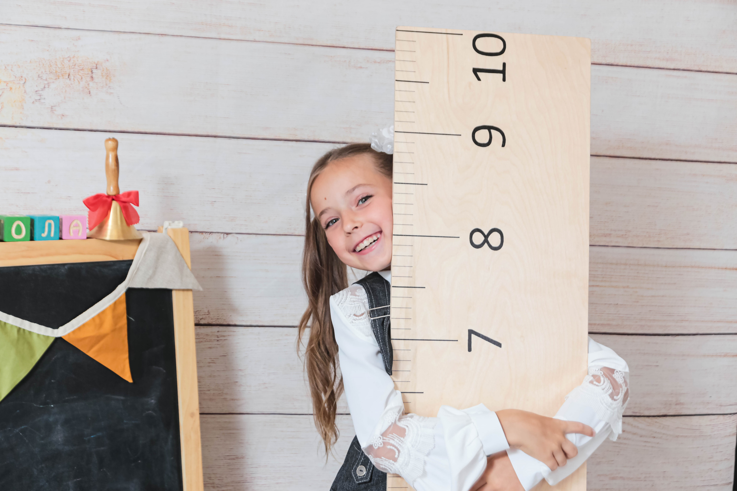 «Здравствуй школа». «ФотоЛерия» ФОТОГРАФ ВЫПУСКНЫЕ АЛЬБОМЫ