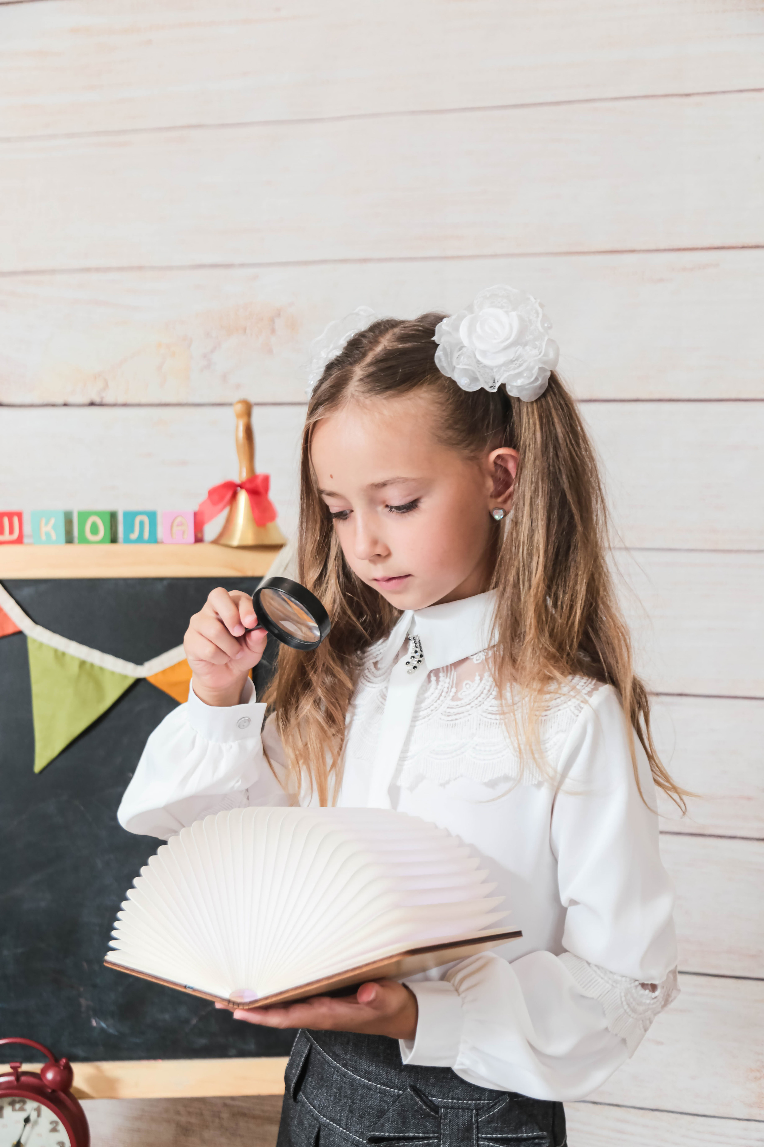 «Здравствуй школа». «ФотоЛерия» ФОТОГРАФ ВЫПУСКНЫЕ АЛЬБОМЫ