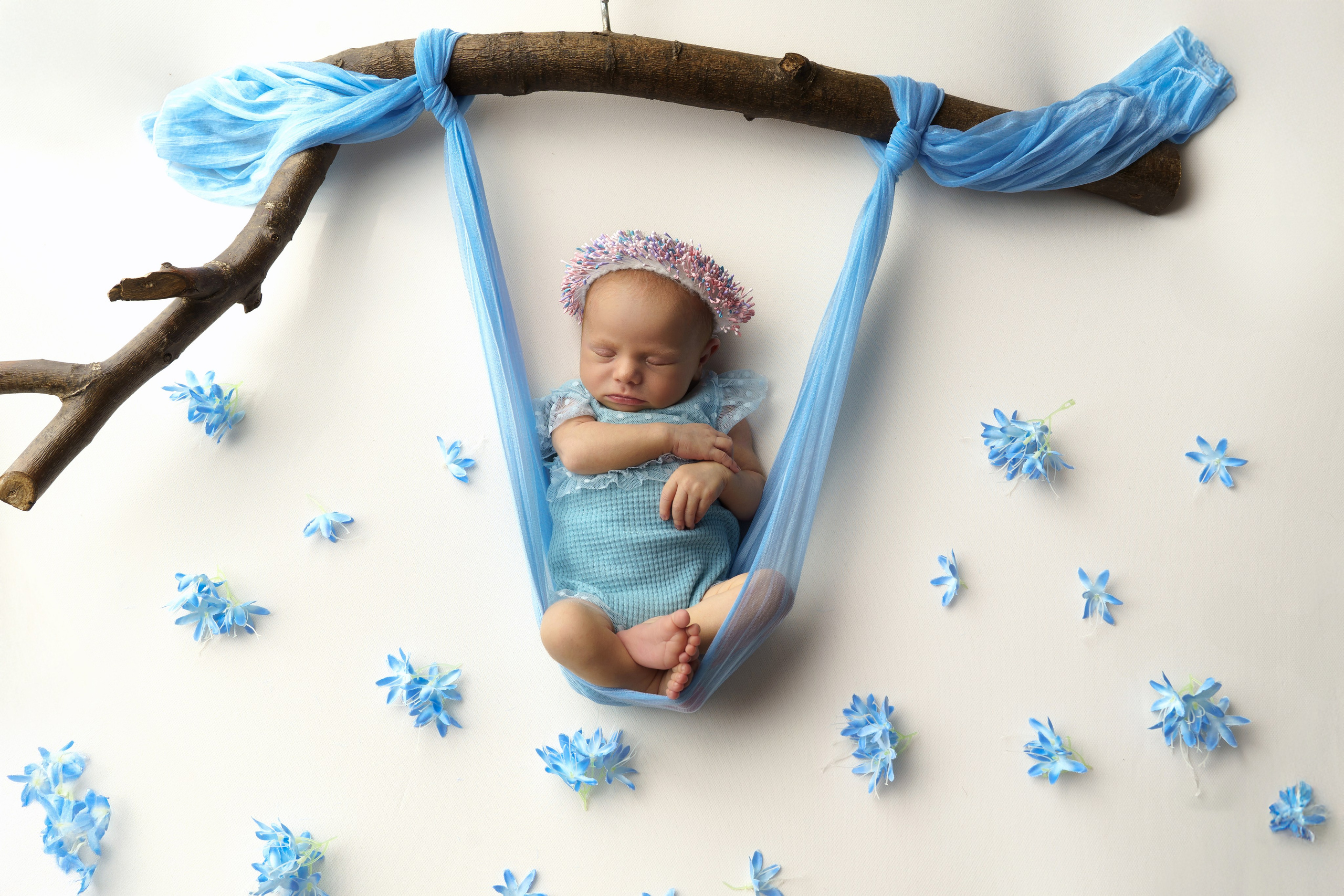 Фотосессия новорожденного (newborn). Фотограф новорожденных, детей до года и беременных в Симферополе