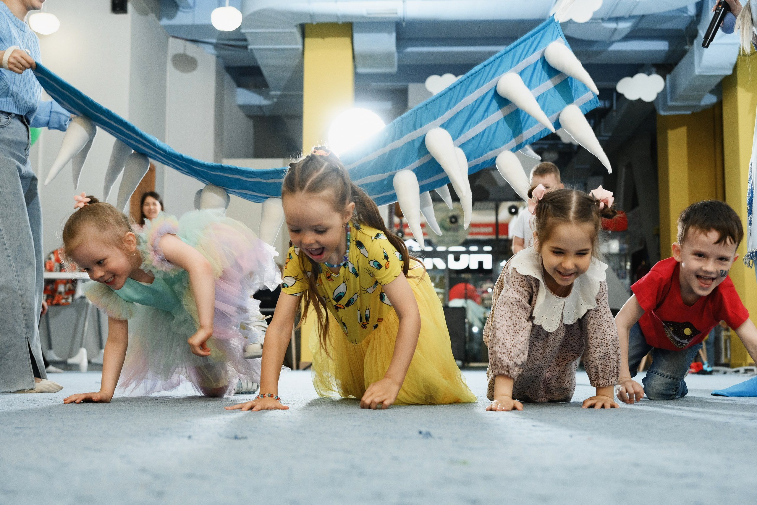 Фотосъемка детского дня рождения в Петропавловске-Камчатском, Яркая фотосессия детского праздника в Петропавловске-Камчатском, Фотосъемка дня рождения ребенка в Петропавловске-Камчатском, Веселые и эмоциональные фото детского праздника в Петропавловске-Камчатском, Стоимость фотосъемки детского дня рождения в Петропавловске-Камчатском.