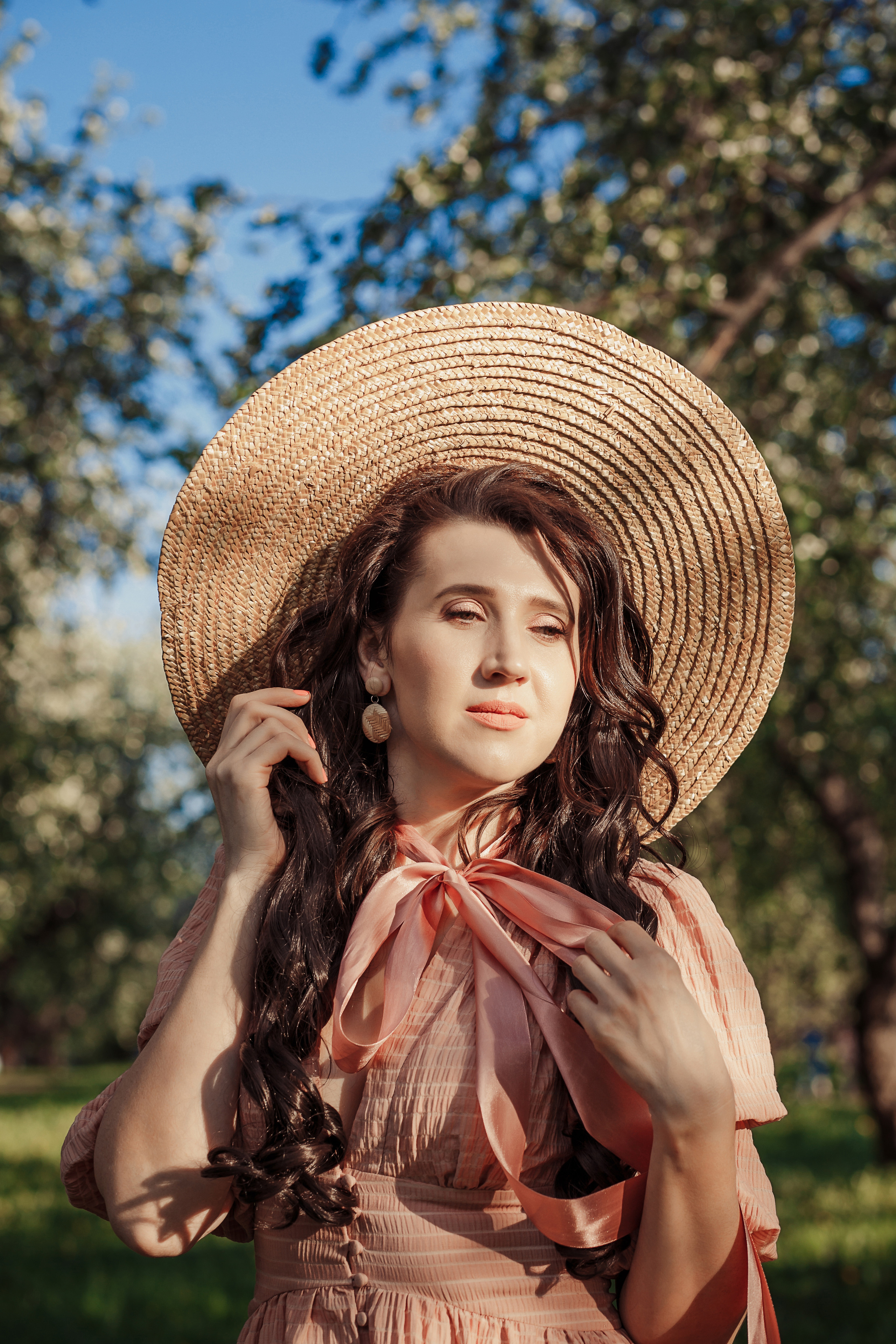 Фотосессии в яблоневых садах. Бренд‑фотограф в Москве | Rina _Sphoto — личный и бизнес‑контент