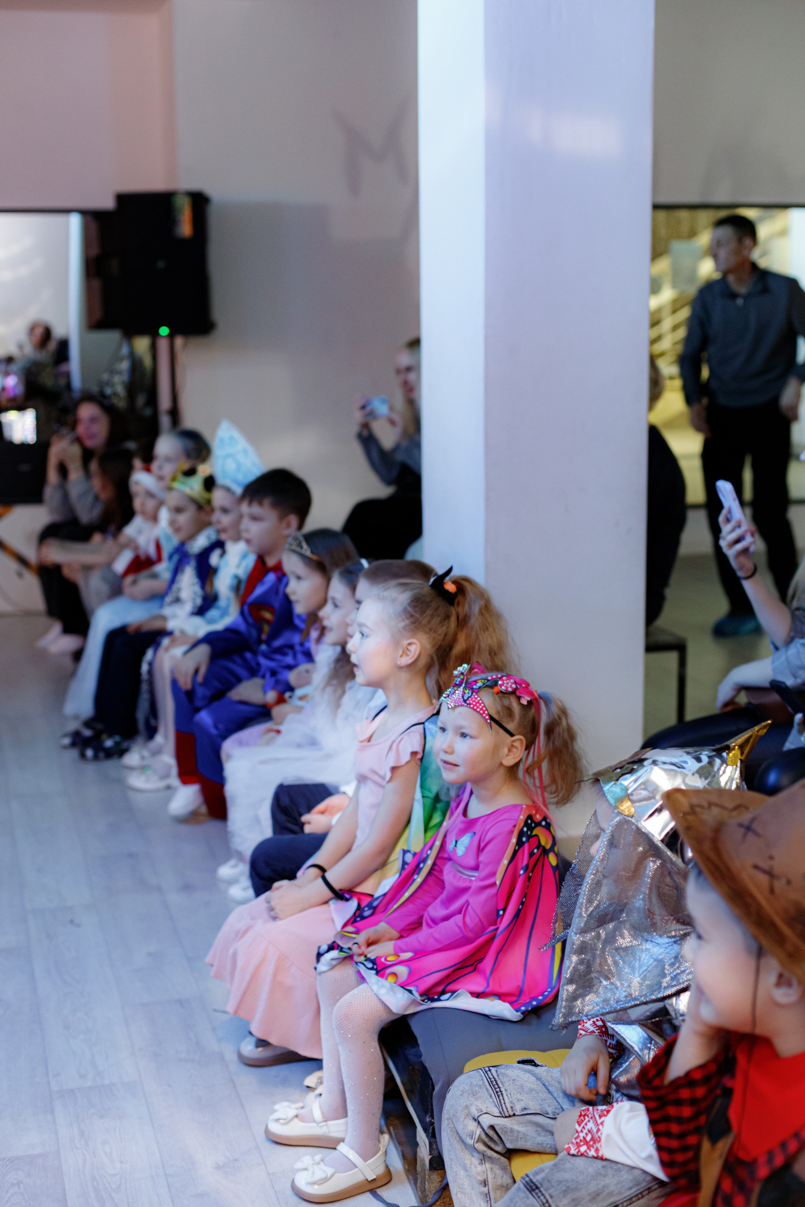 HAPPY NEW YEAR PART/5. Photokarish