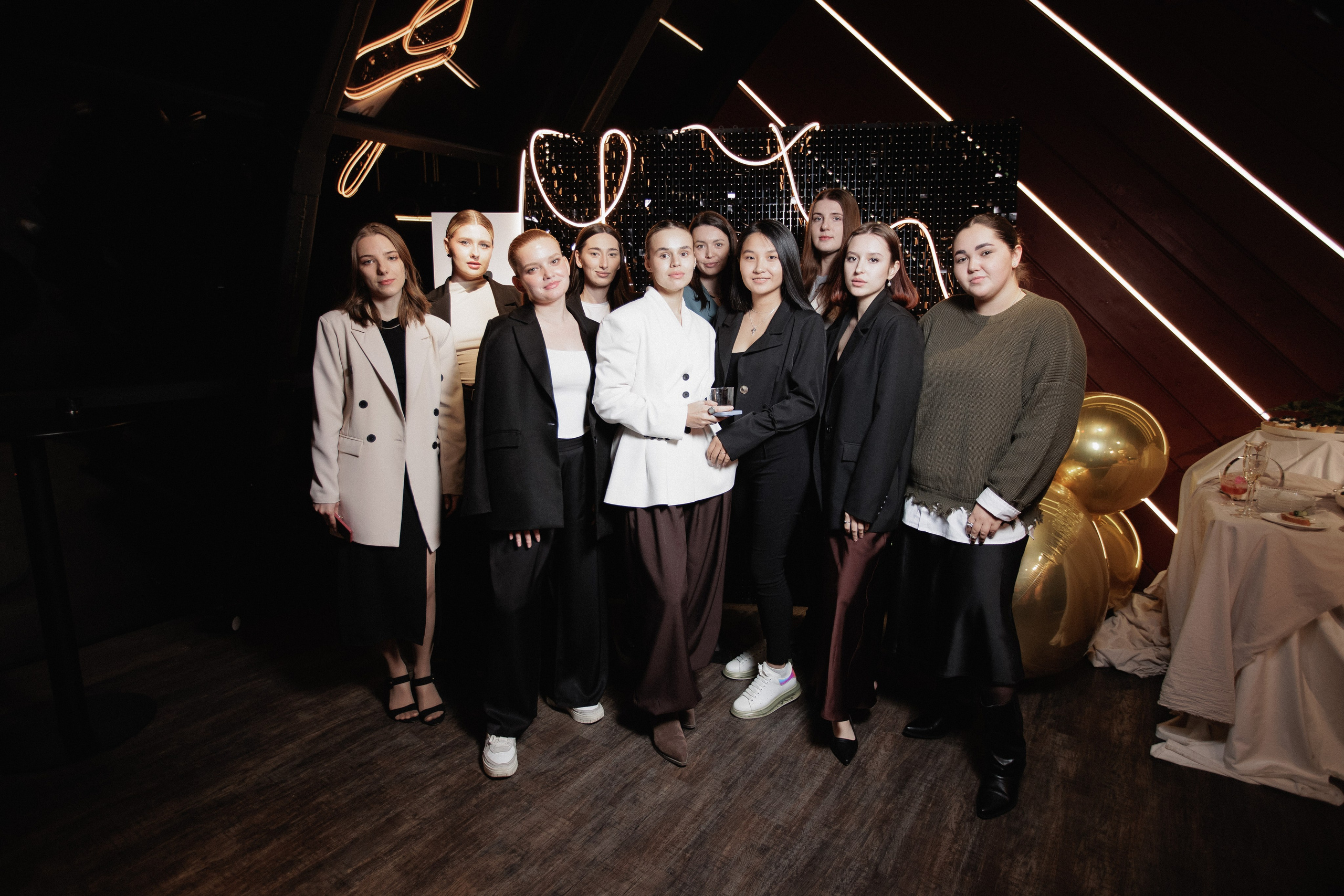 ПЯТНИЦА 2.0. СВОИ. ФОТООТЧЕТЫ-СОБЫТИЯ-МЕСТА