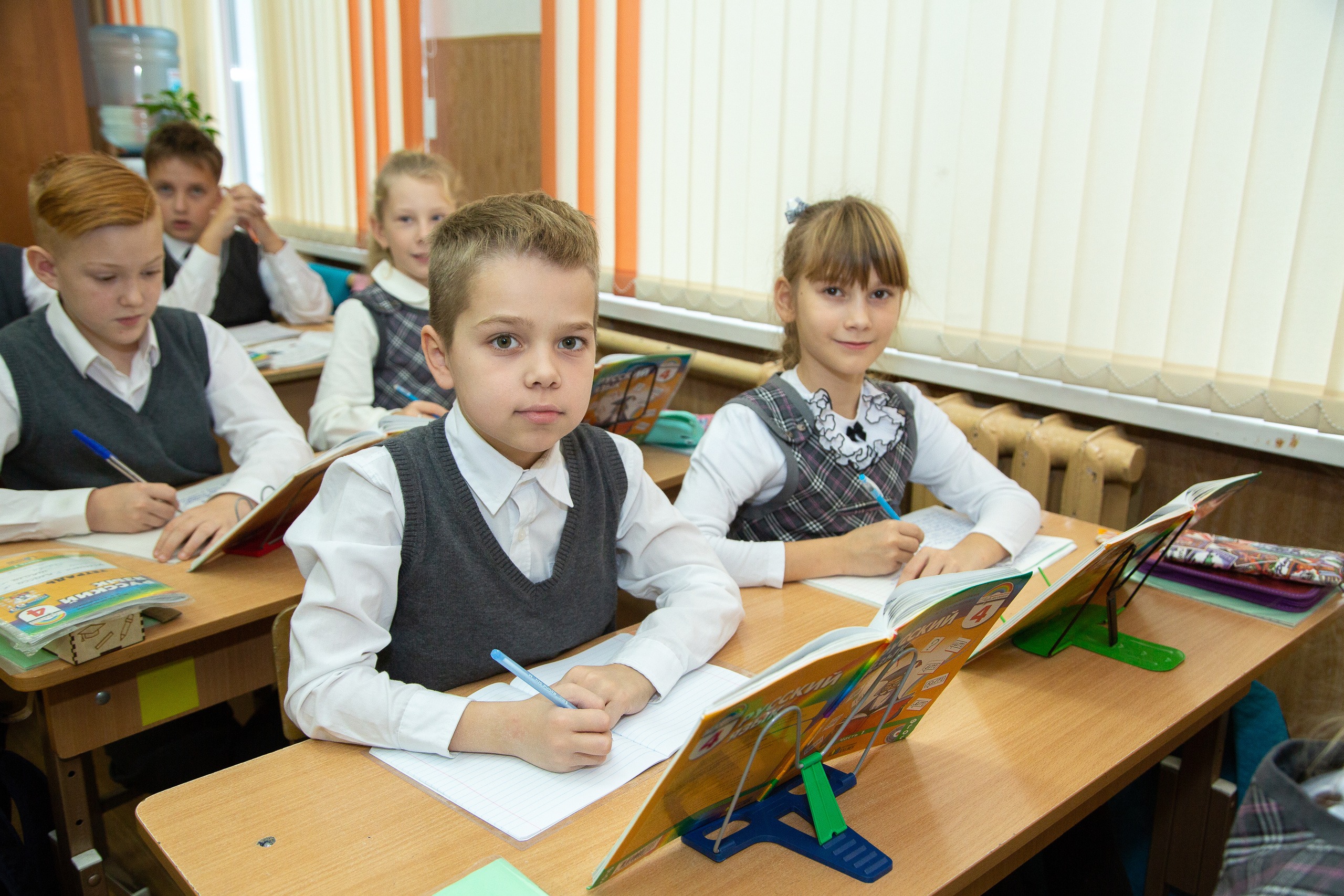 4 классы (Альбомы ТРИО) 2650-2900. Фотограф Алёна Финашова