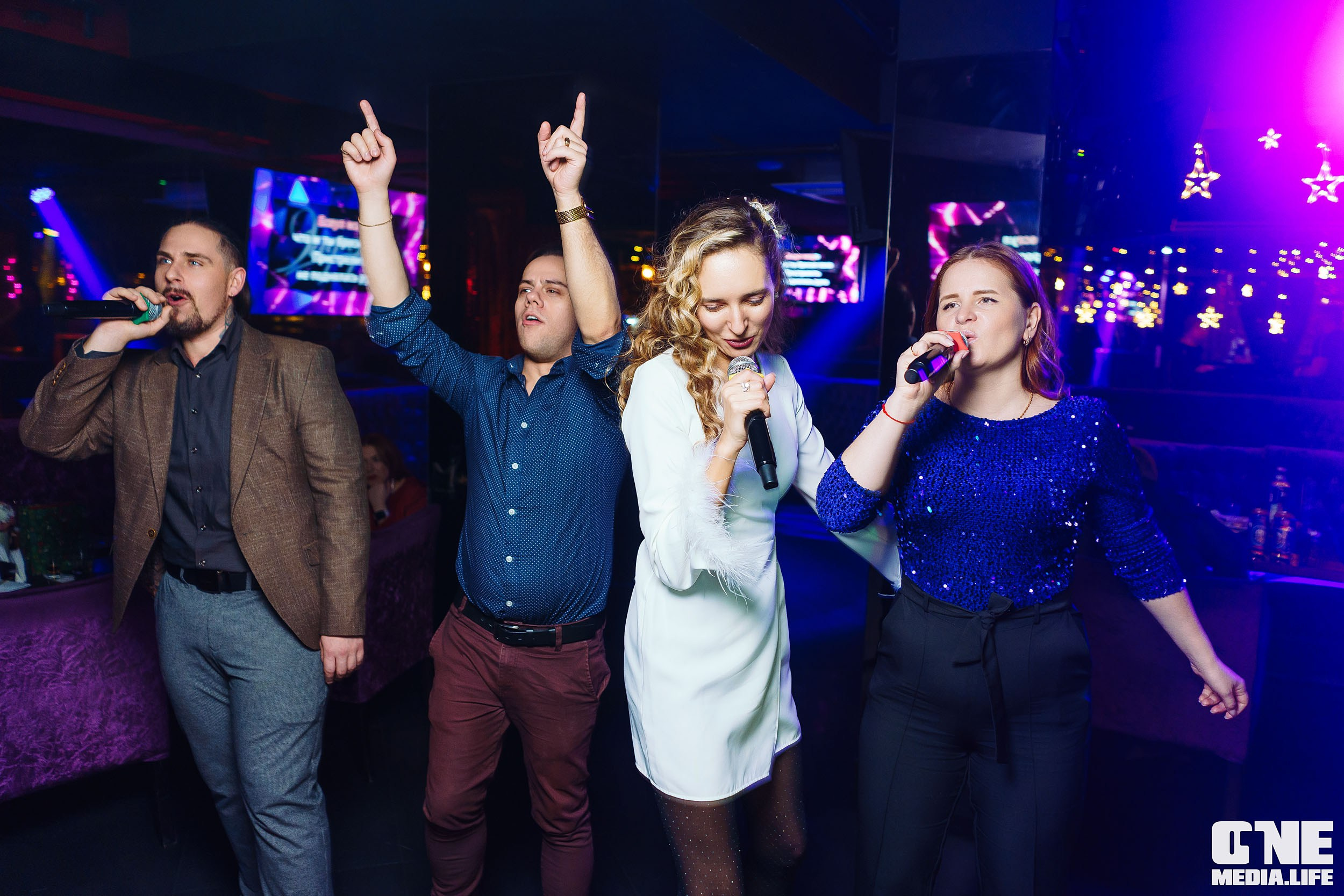 Фоторепортаж из караоке-клуба Эйфория. One Media Life: фоторепортажи, фотоотчеты с мероприятий и заведений