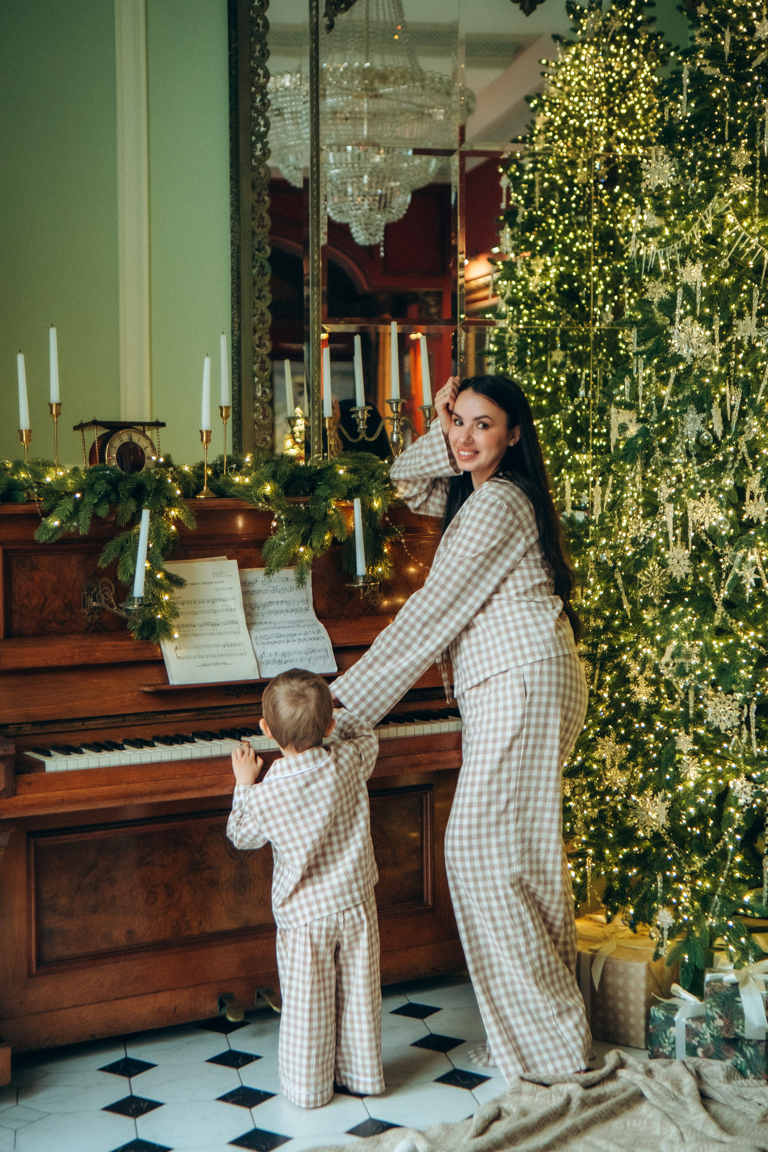 Семейная новогодняя фотосессия. Фотограф в Санкт-Петербурге Кристина Брянская