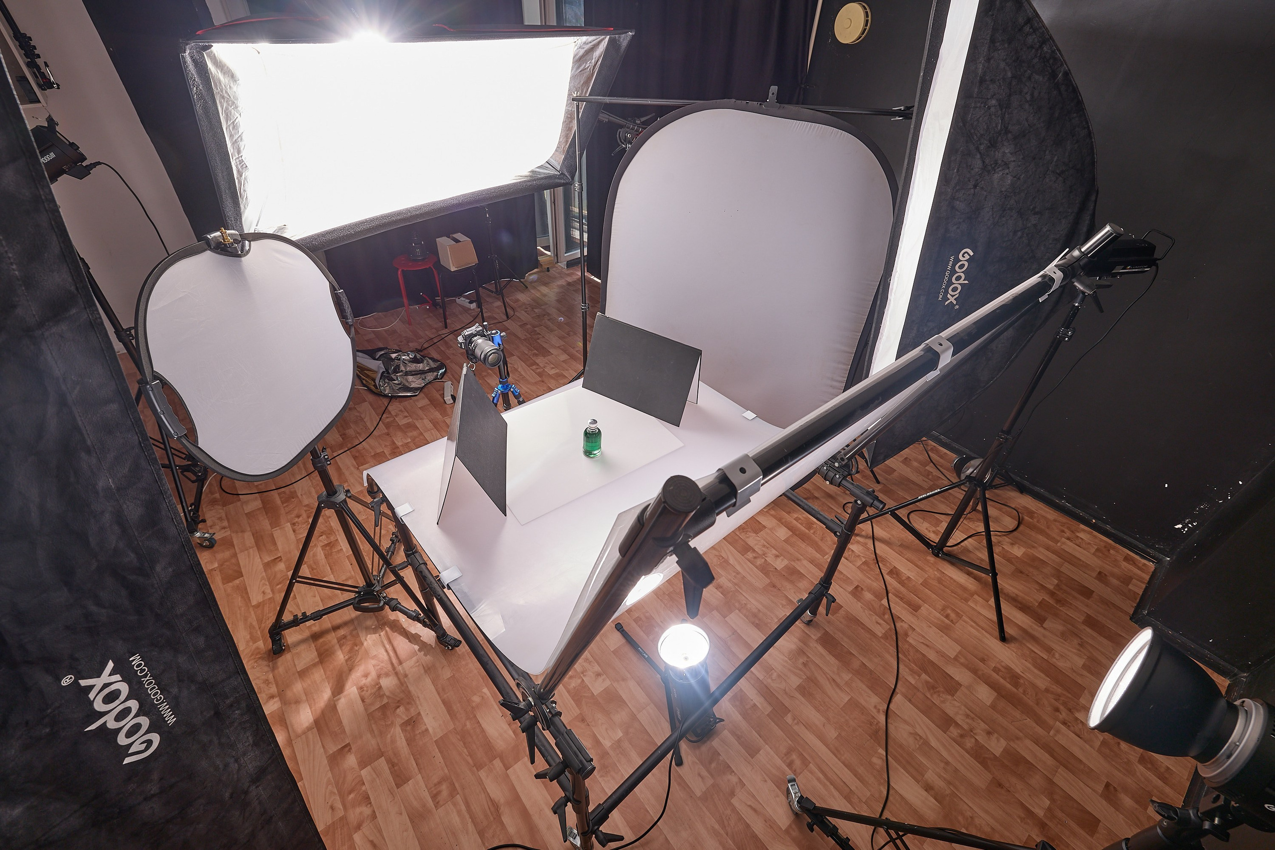 Фотосъёмка изделий на белом,чёрном или цветном фоне в Красноярске: профессиональные услуги фотографа Яковлева Романа. Фотограф Яковлев Роман — Красноярск